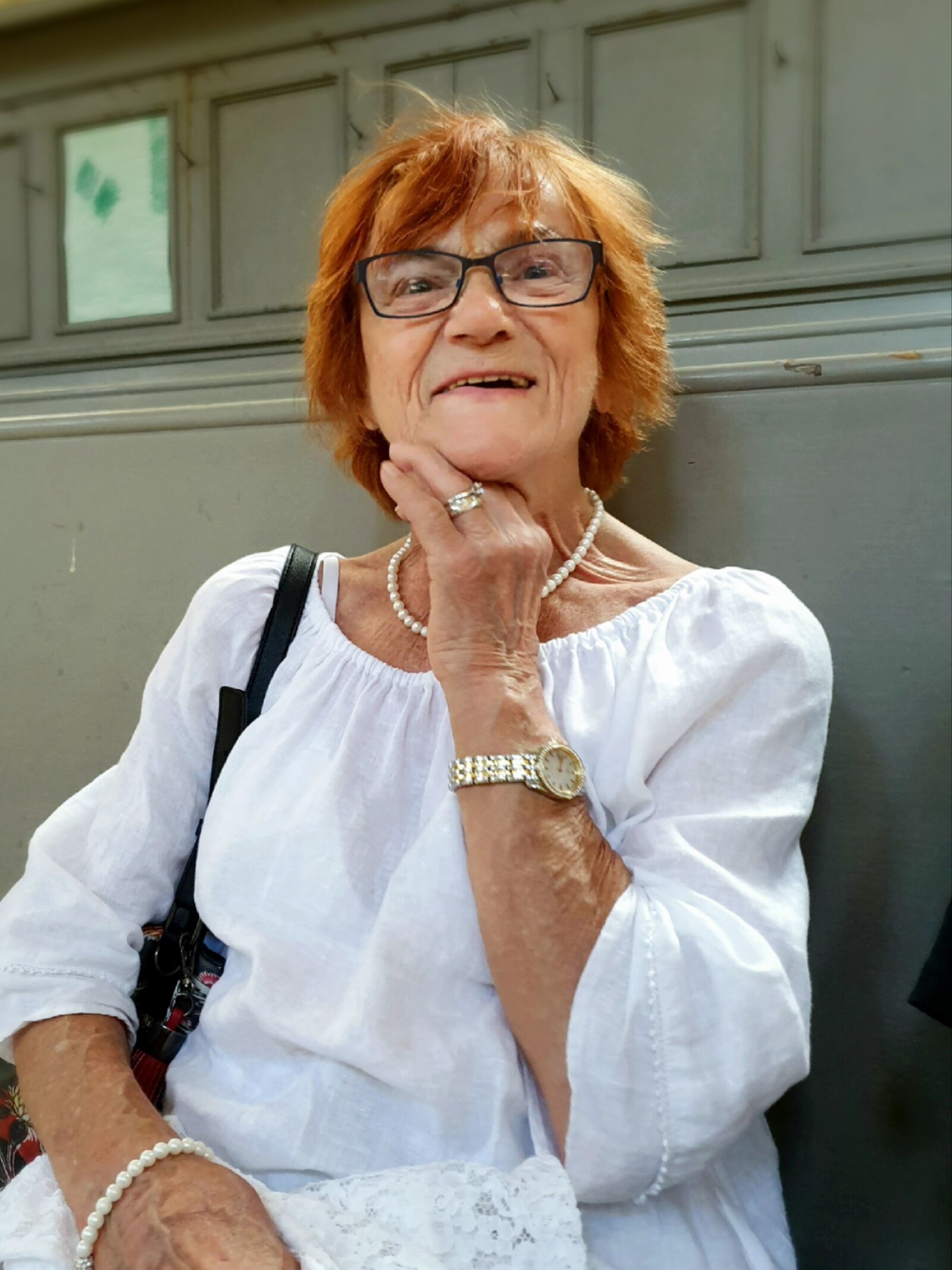 Samsung Galaxy S10+ sample photo. Grandma, grandmother, old lady photography