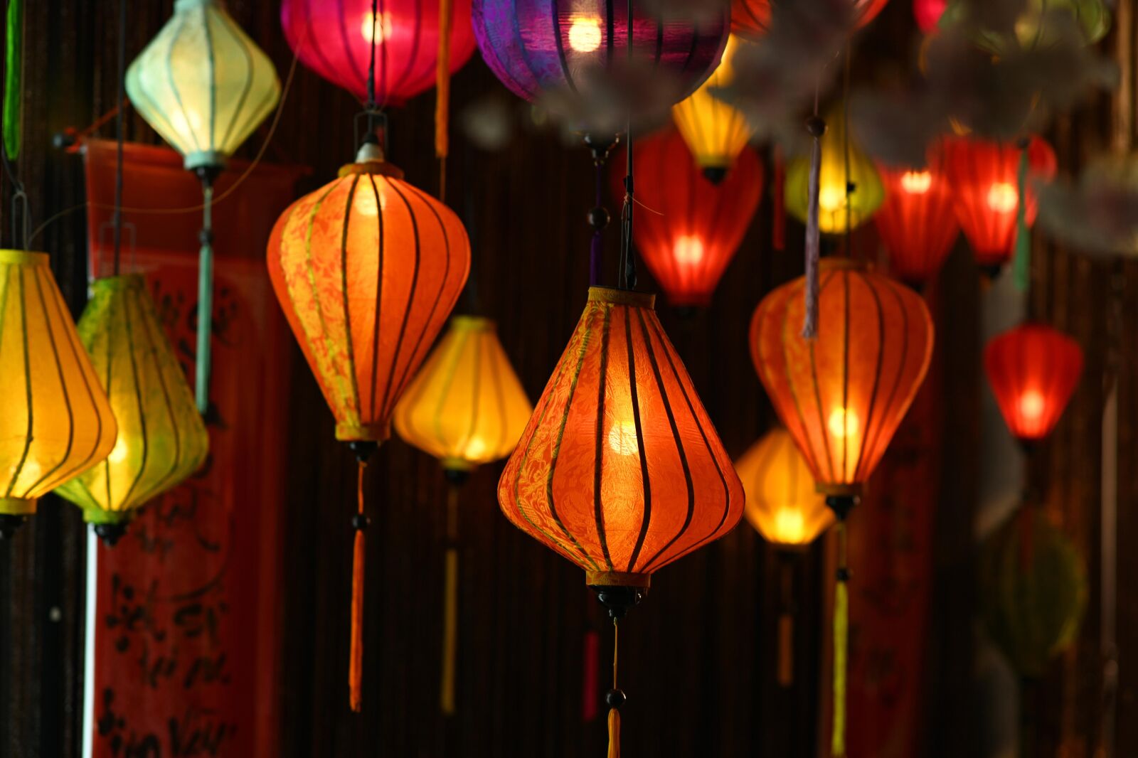 Nikon Z6 sample photo. Lantern, lowlight, night photography