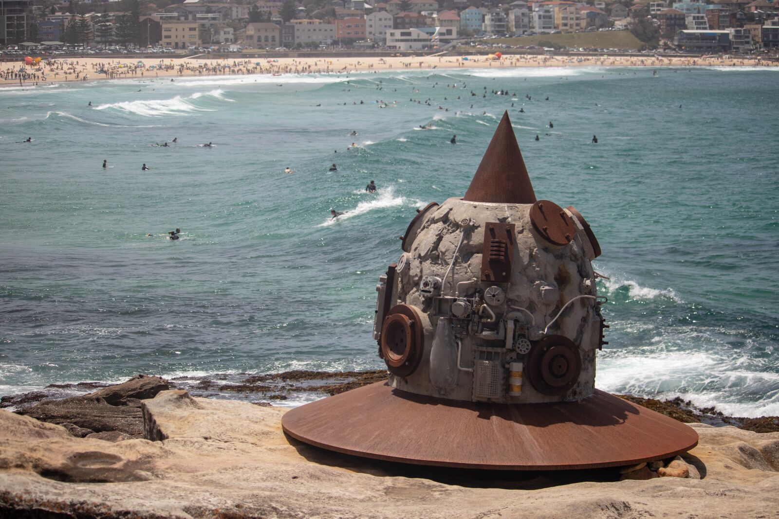 Canon EF-S 55-250mm F4-5.6 IS STM sample photo. Sculpture, by the sea photography
