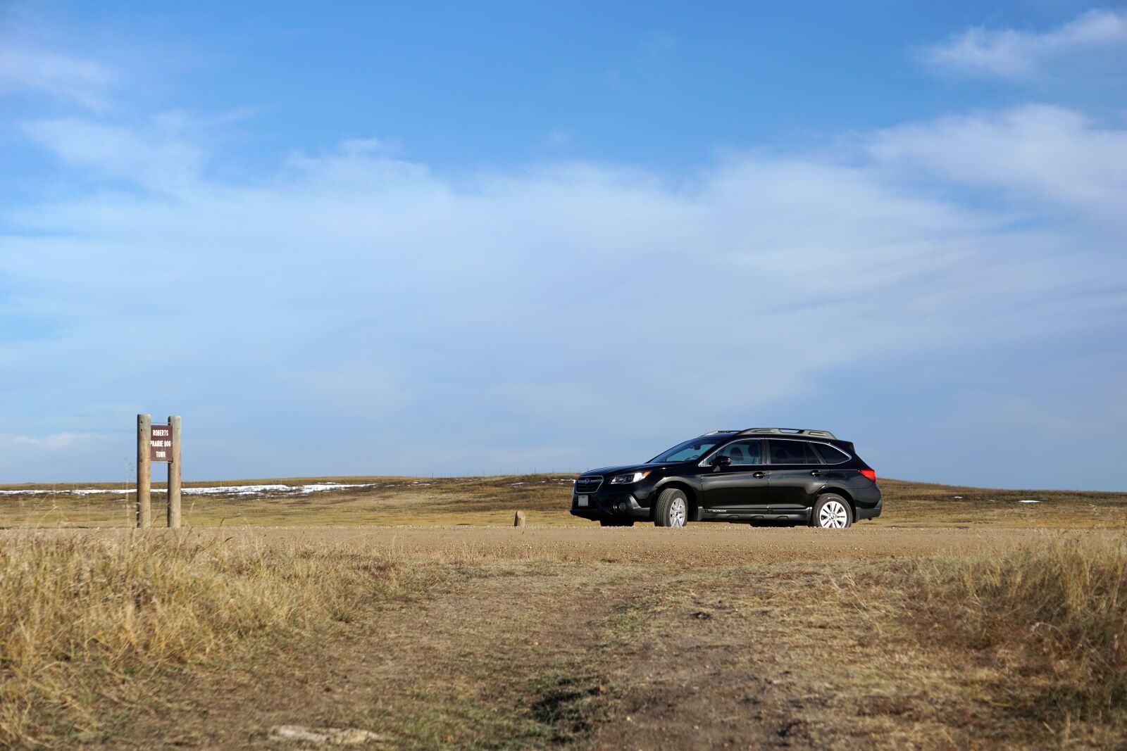 Sony E 55-210mm F4.5-6.3 OSS sample photo. Subaru, outback, car photography