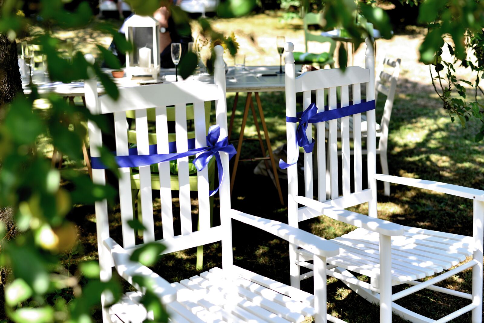 Nikon D610 sample photo. Chairs, wood chairs, wedding photography