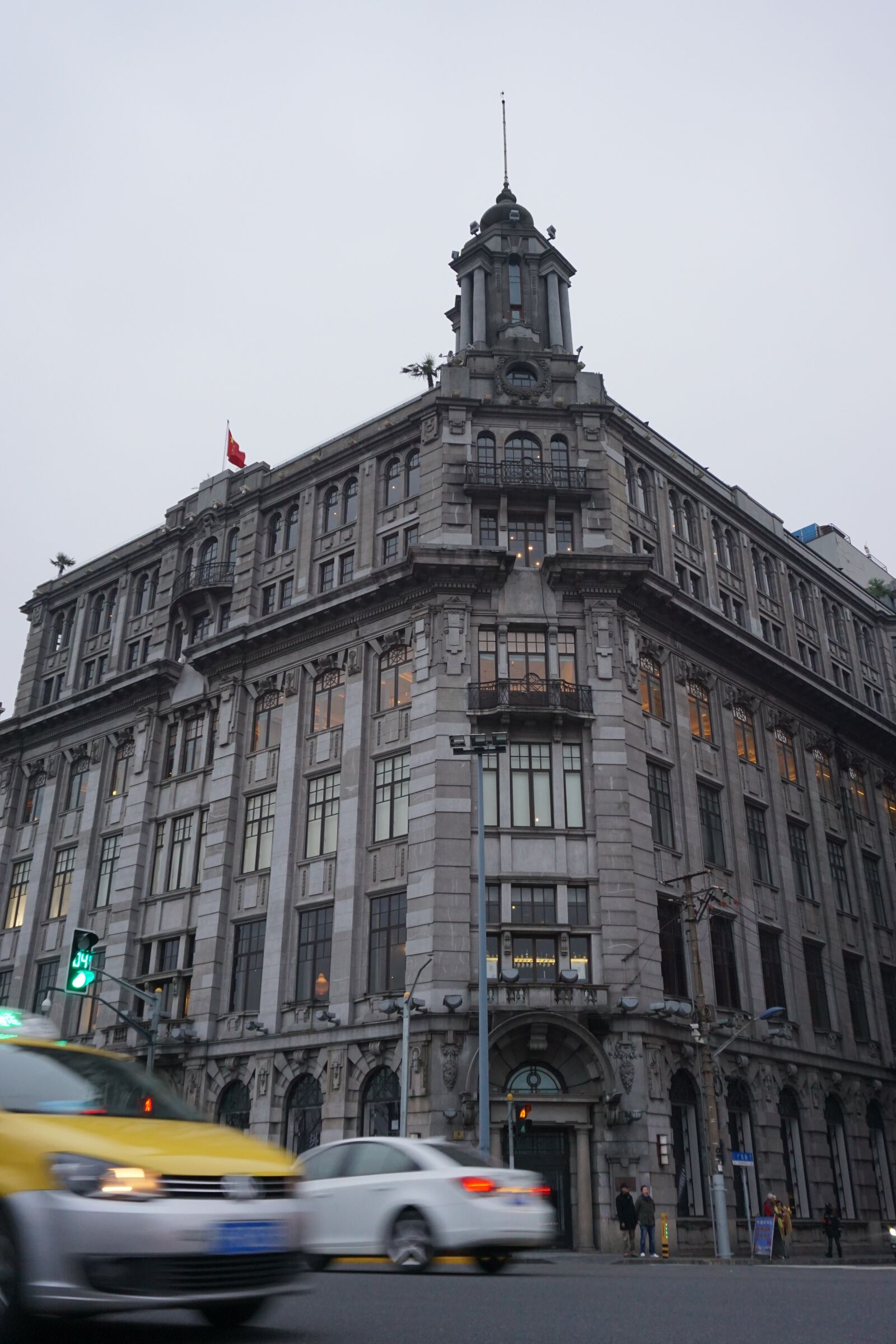 Sony a5100 sample photo. Shanghai, street view, the photography