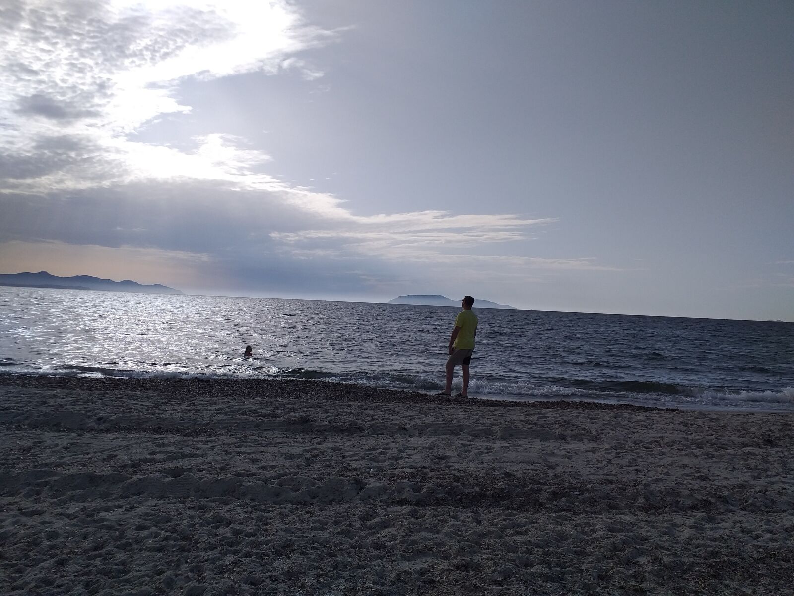 Samsung Galaxy J4+ sample photo. Beach, ocean, sicily photography