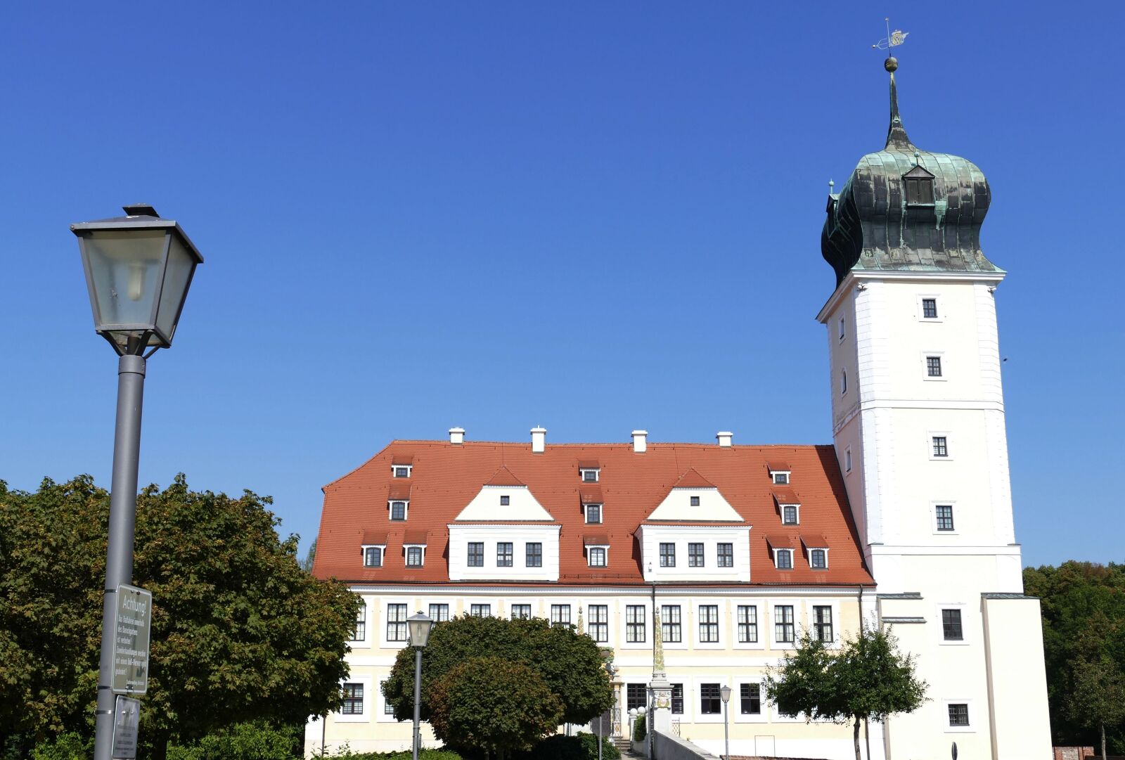 Panasonic Lumix DMC-FZ1000 sample photo. Delitzsch, saxony-anhalt, castle photography