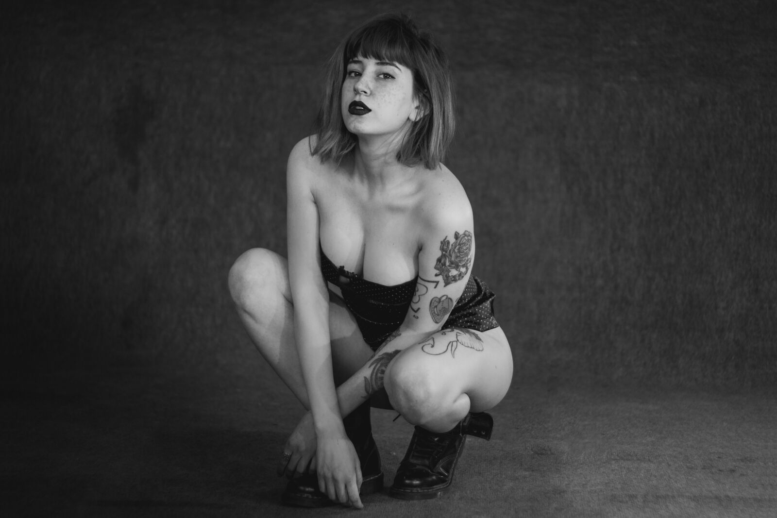 Canon EOS 60D + Canon EF 50mm F1.8 II sample photo. Model, ink, bella photography