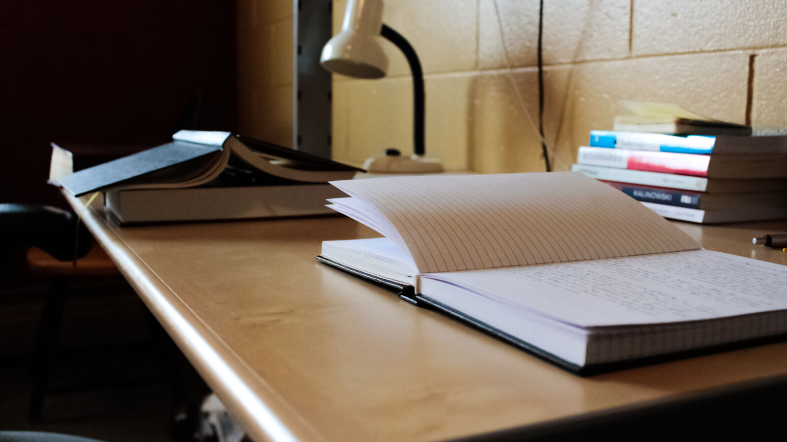 Canon EOS 600D (Rebel EOS T3i / EOS Kiss X5) sample photo. Books, desk, homework, school photography