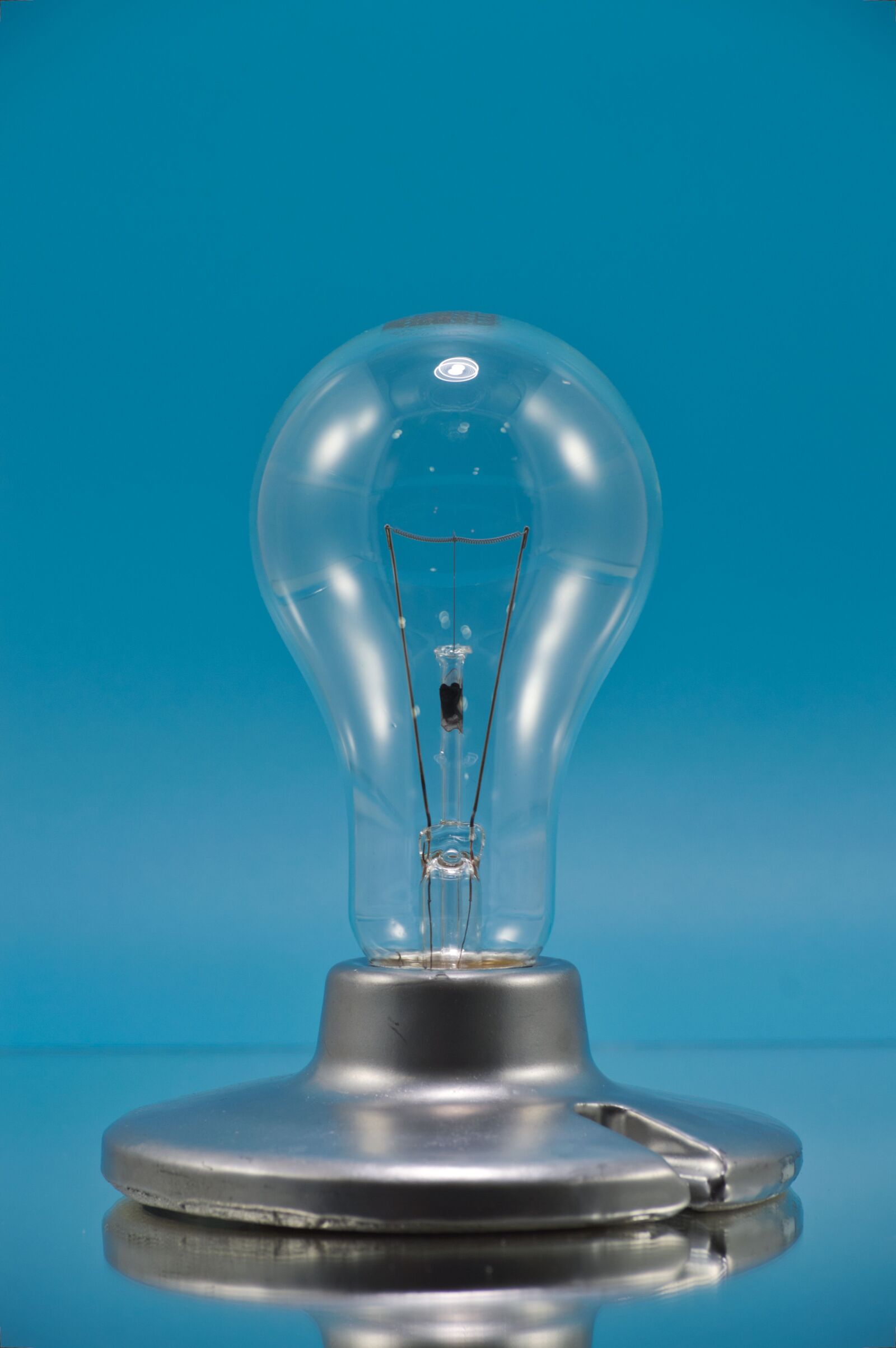 Nikon D3200 sample photo. Lamp, incandescent, old photography