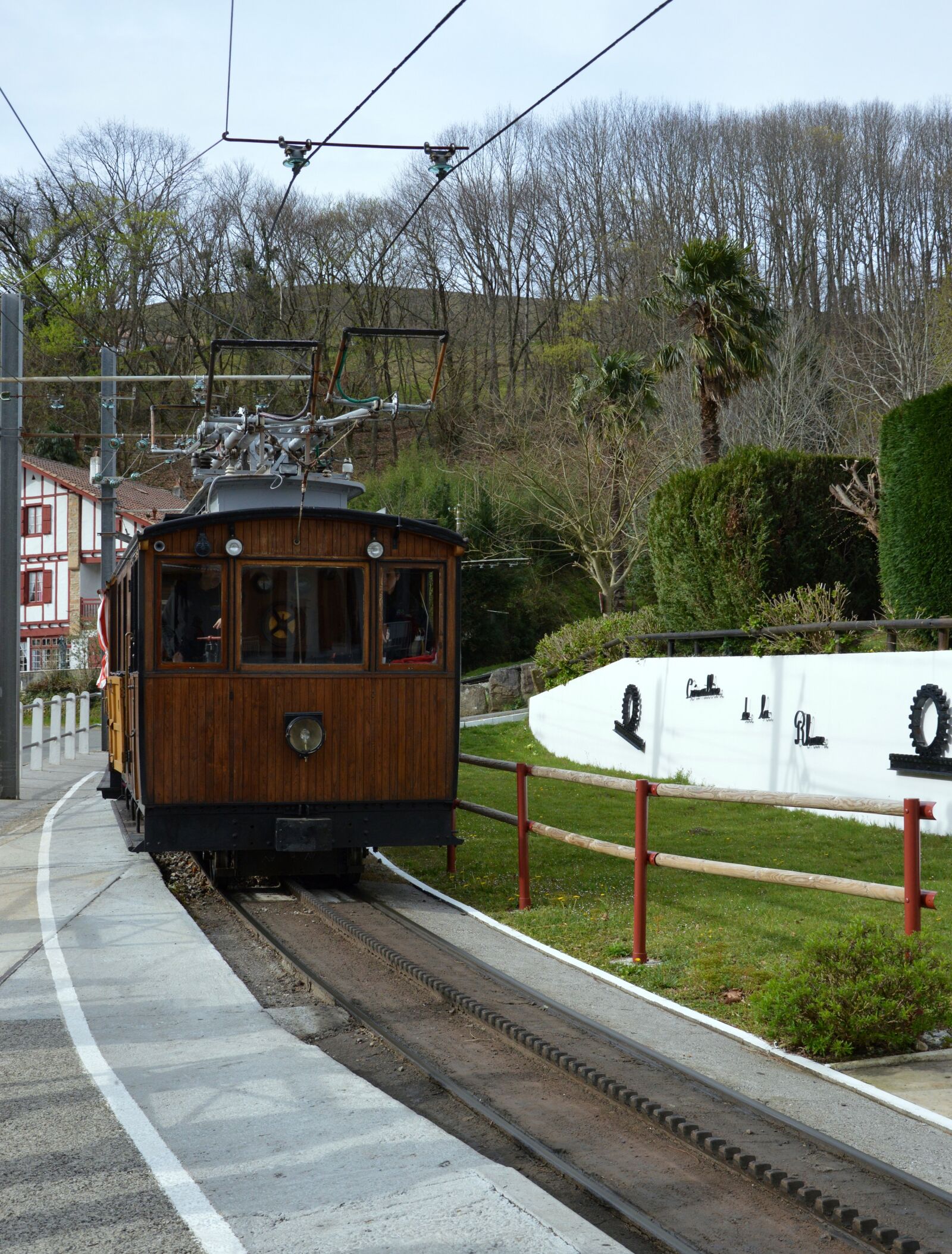 Nikon D3200 sample photo. Cogwheel train, the rhune photography
