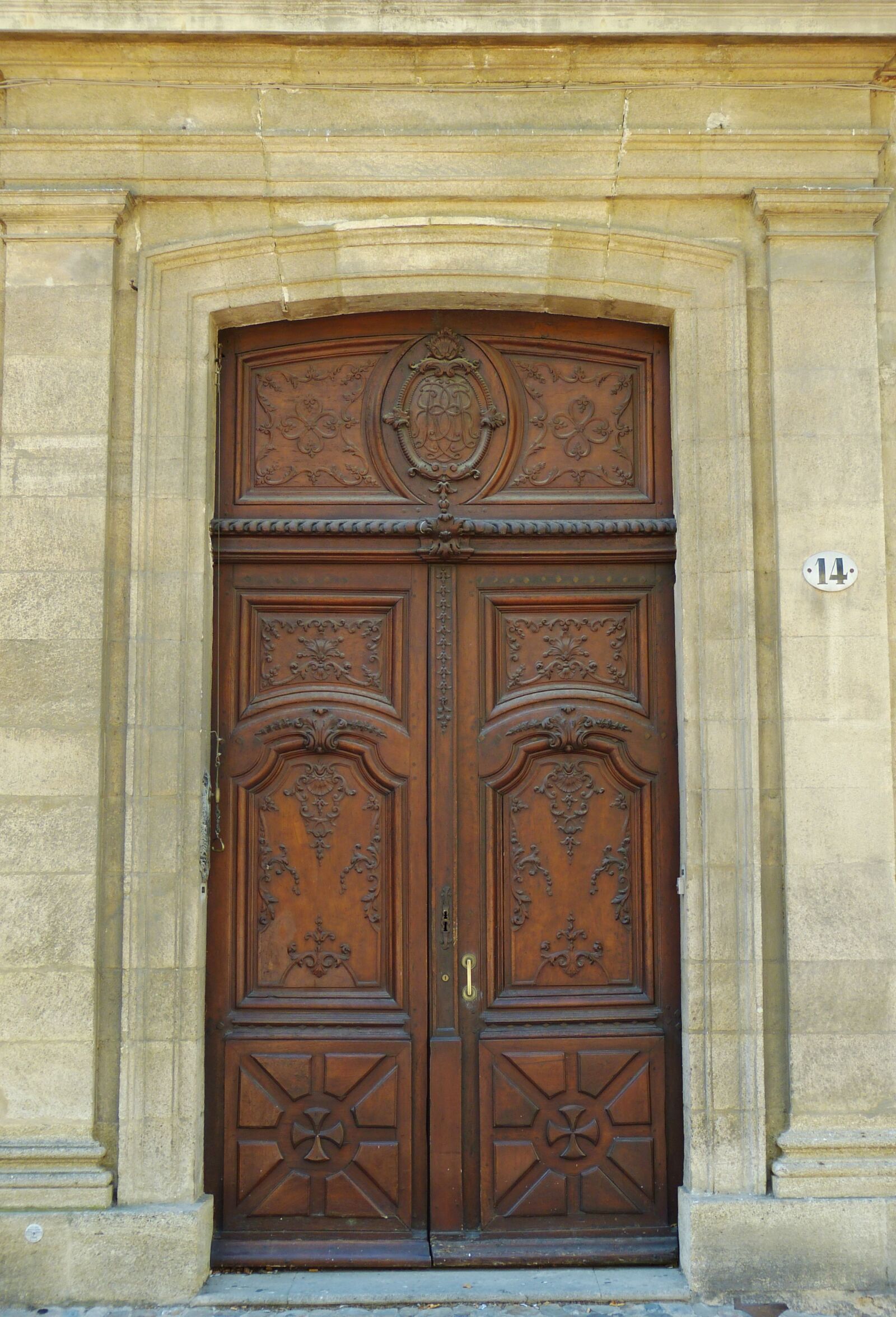Panasonic Lumix DMC-FZ150 sample photo. Door, goal, input photography