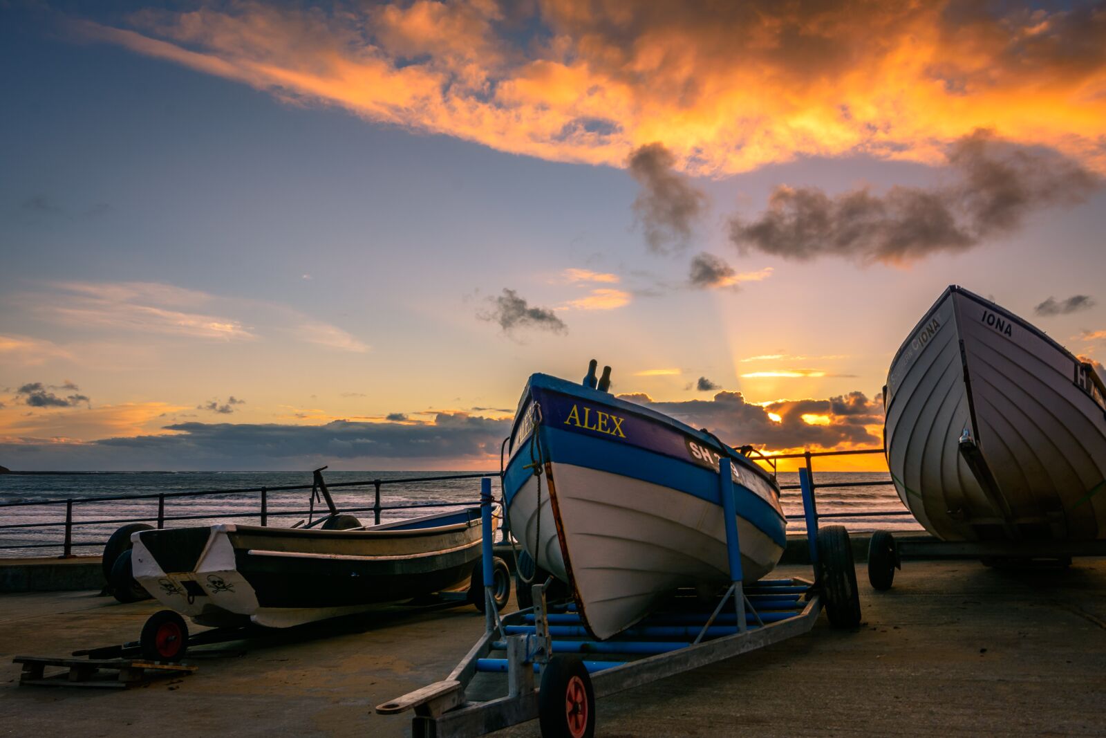 Tokina AT-X Pro 11-16mm F2.8 DX II sample photo. Sunrise, golden hour, filey photography