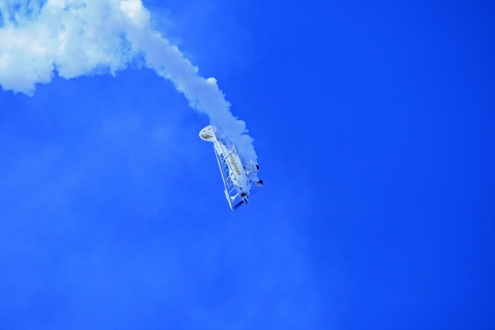 Canon EOS 400D (EOS Digital Rebel XTi / EOS Kiss Digital X) sample photo. Pitts special, aircraft, aerobatic photography