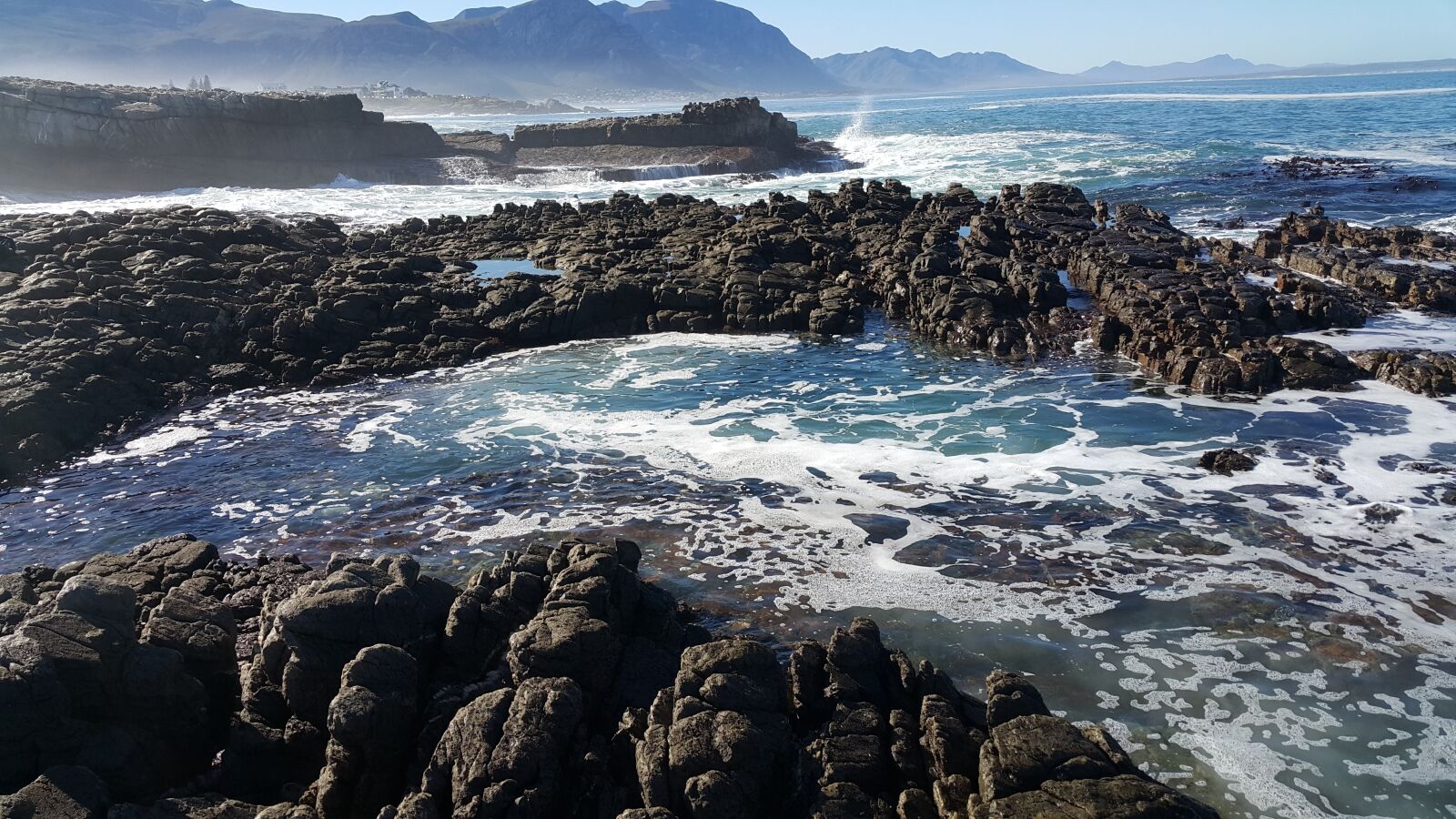 Samsung Galaxy Note4 sample photo. Ocean, sea, rocky pool photography