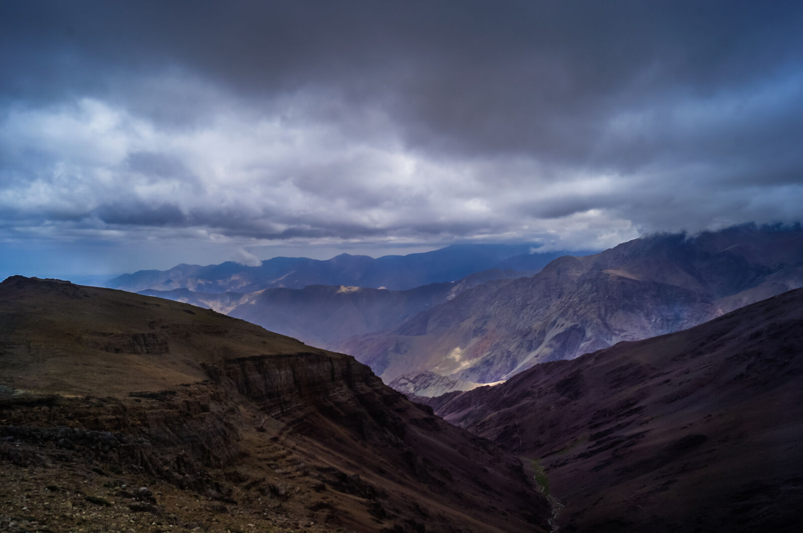 Sony SLT-A37 sample photo. Andes, apocalypse, blue, sky photography