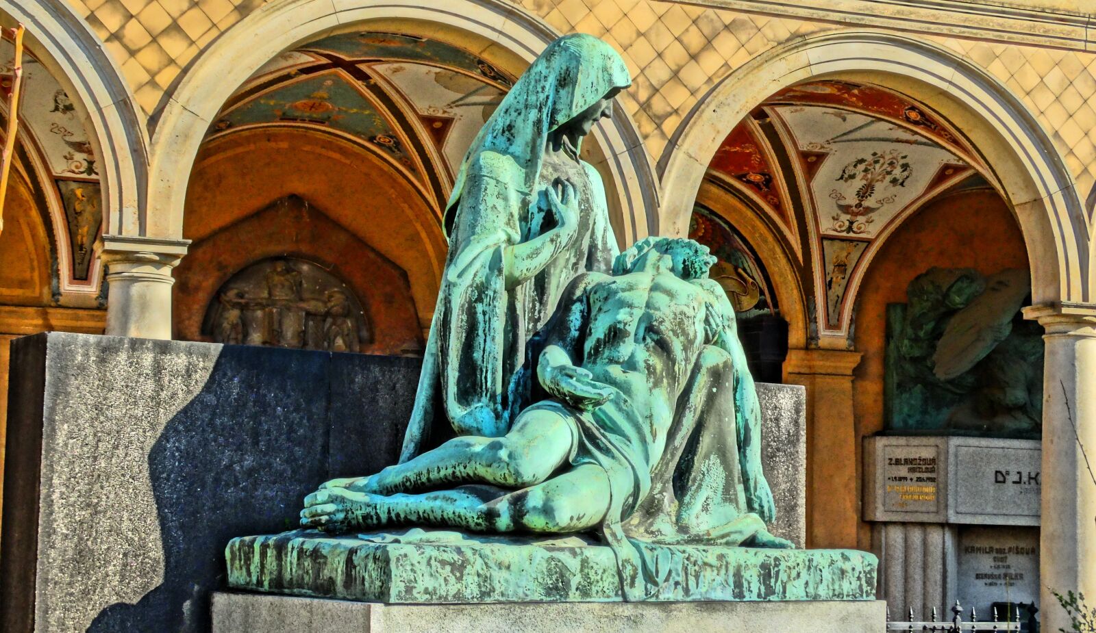 Sony Cyber-shot DSC-HX300 sample photo. Monument, prague, religion photography