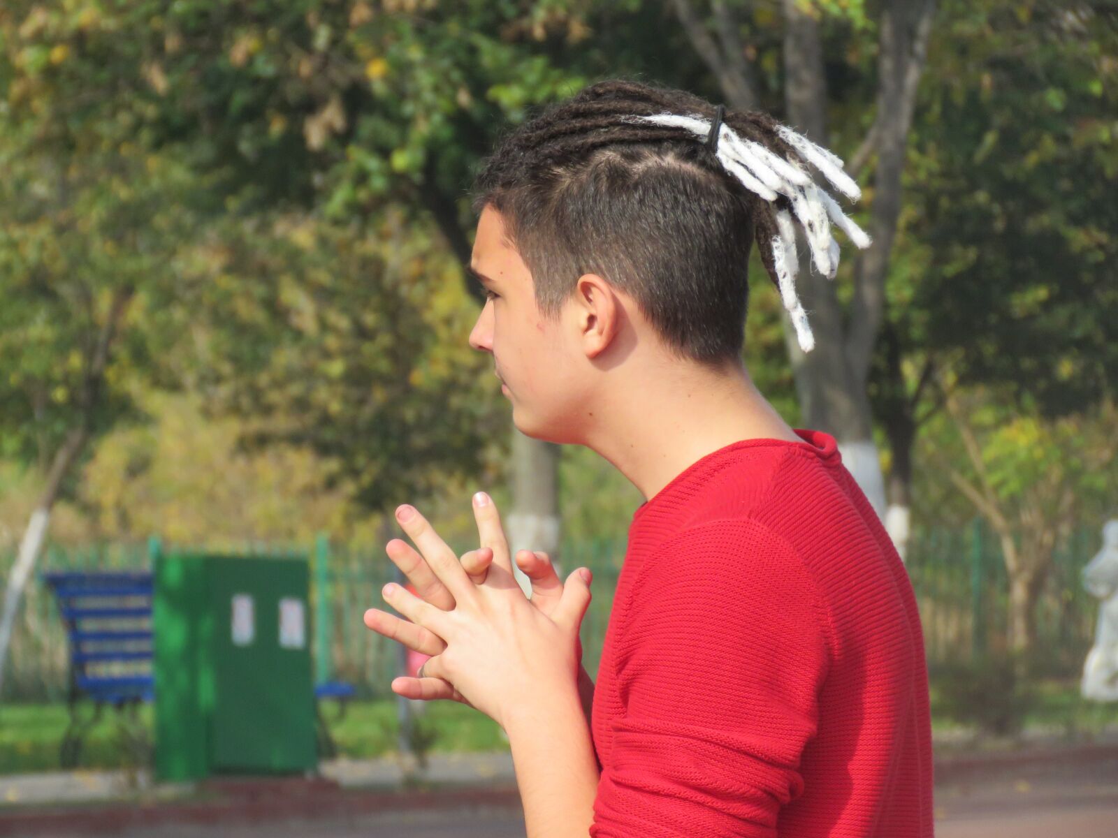 Canon PowerShot SX60 HS sample photo. Dreadlock, rastas, teenager photography