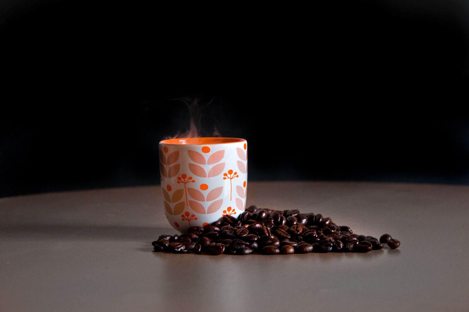 Nikon D90 sample photo. Coffee cup, coffee beans photography