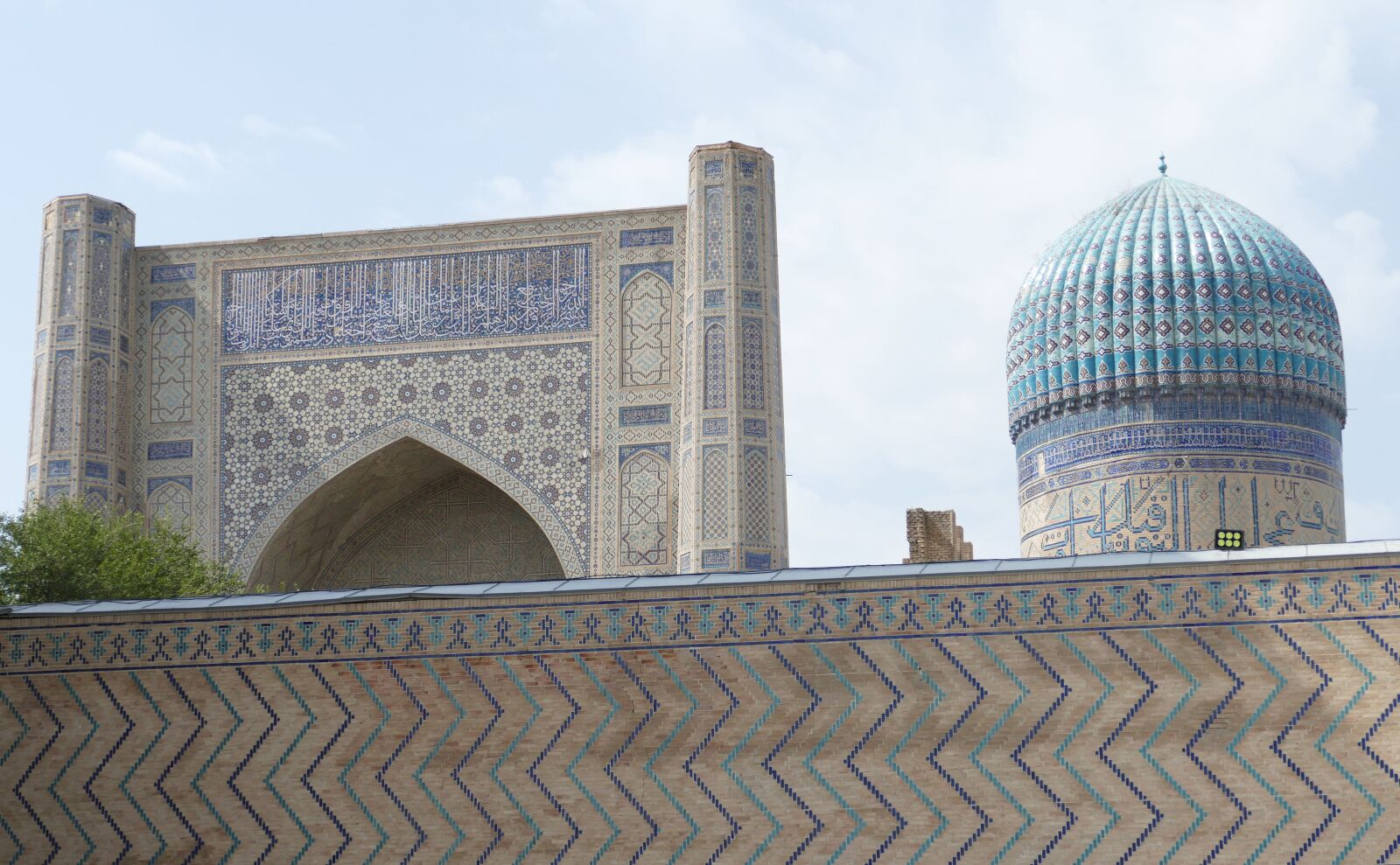 Panasonic Lumix DMC-FZ1000 sample photo. Samarkand, mosque, bibi khanum photography