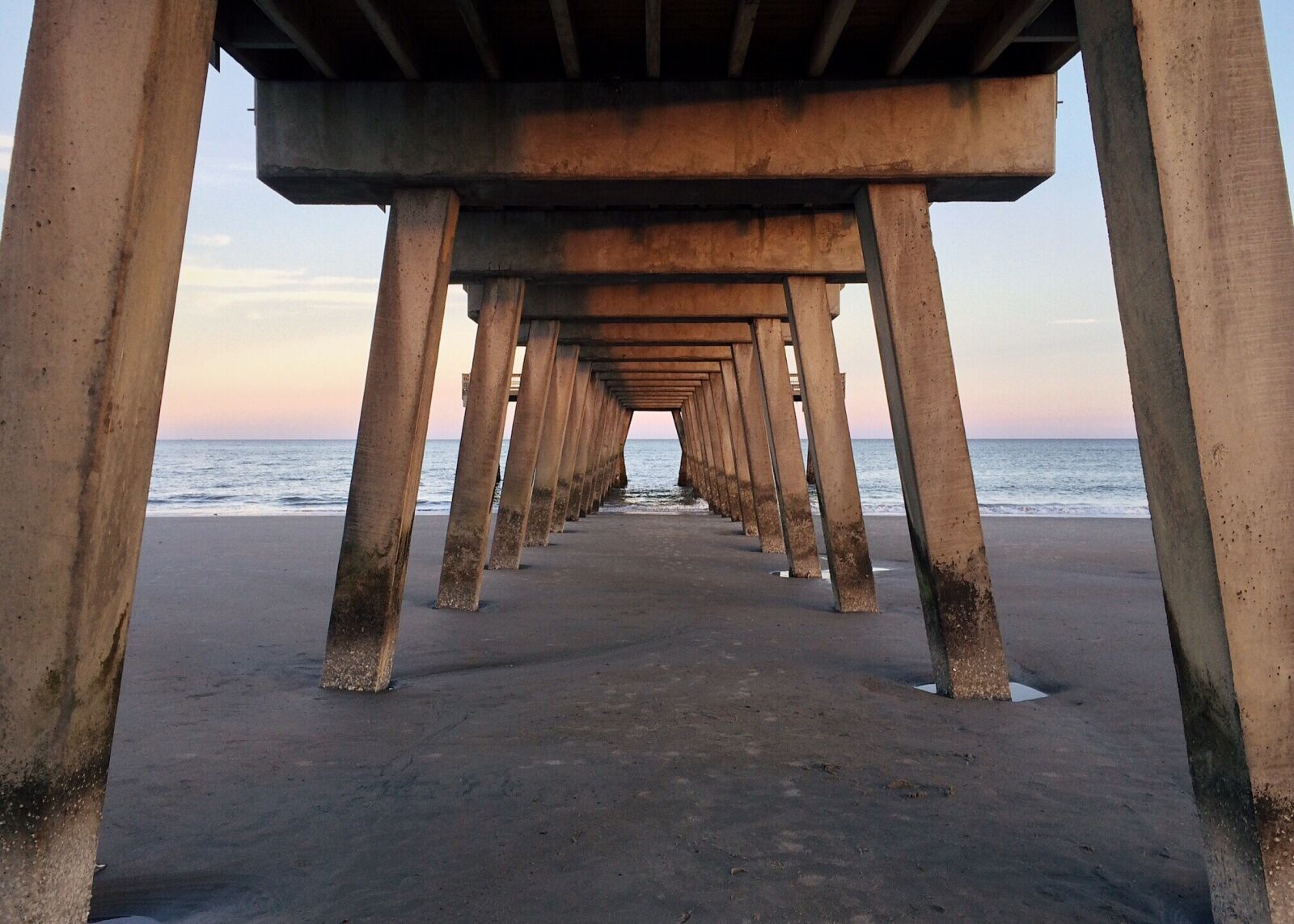 iPhone 5s back camera 4.15mm f/2.2 sample photo. Pier beach, ocean, water photography