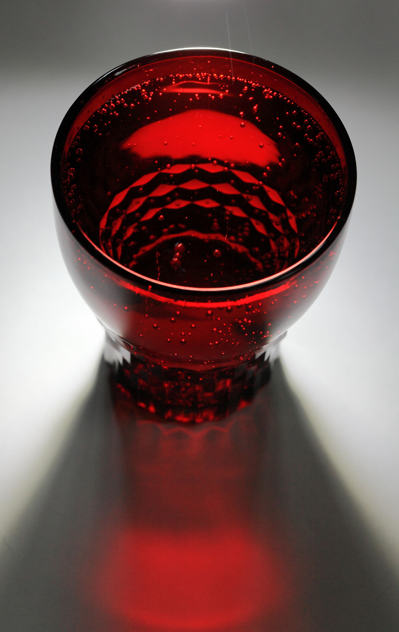 Canon EF 100mm F2.8 Macro USM sample photo. Bubble, cider, glass, red photography