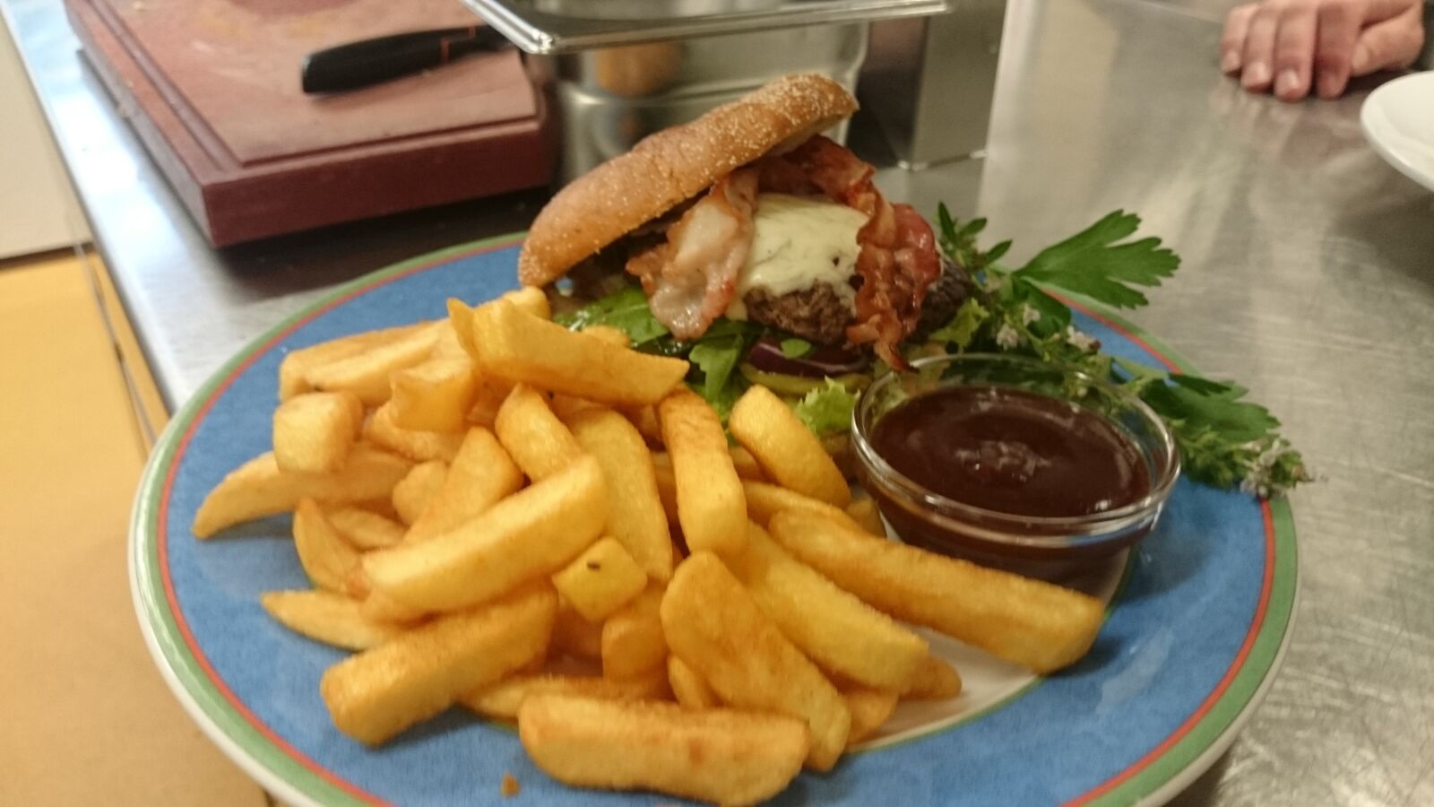 Sony Xperia Z2 sample photo. Bacon, cheese, burger photography