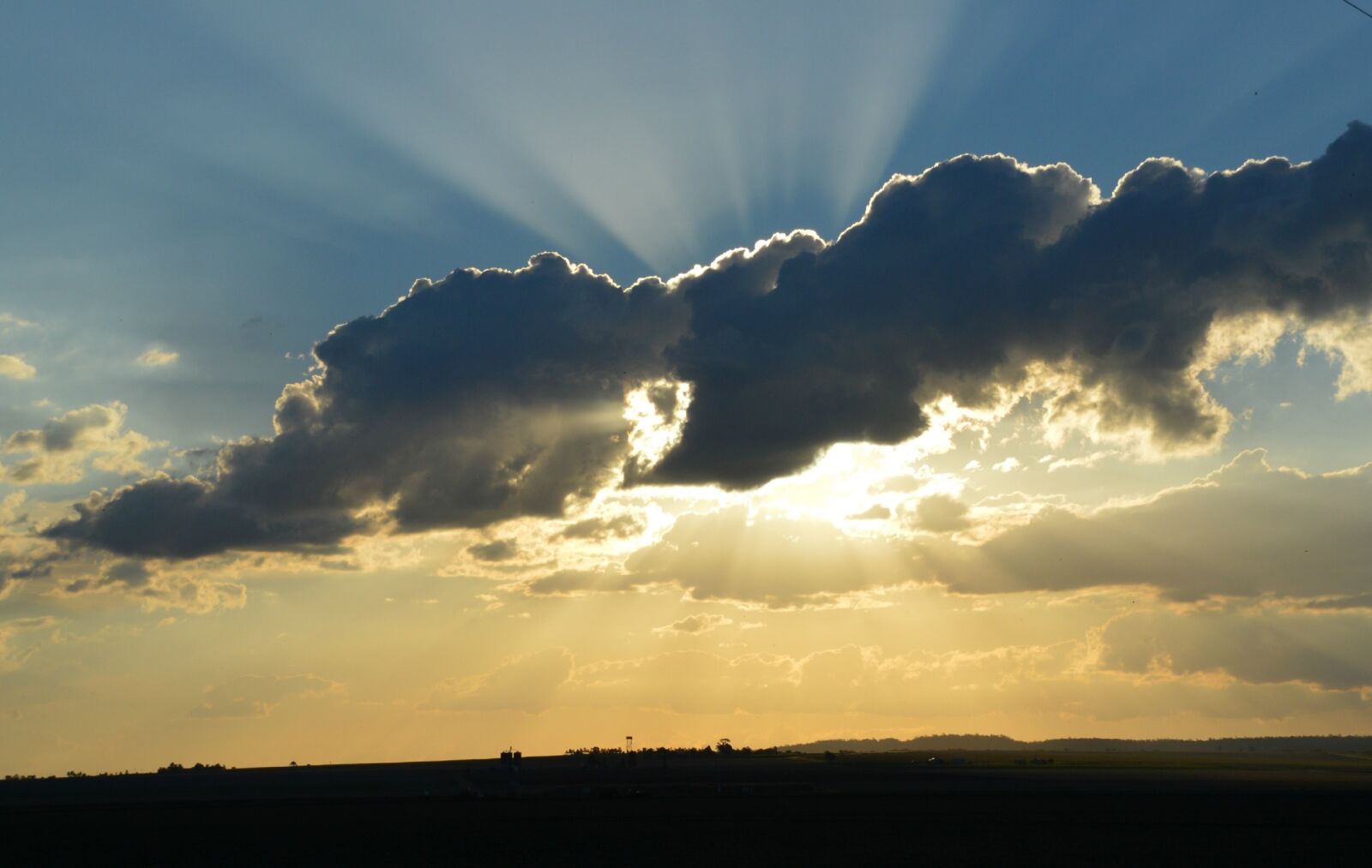 Nikon D3200 sample photo. Sunset, cloud, sky photography