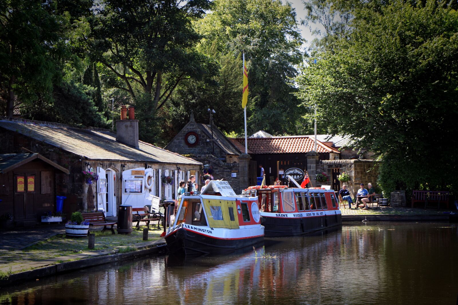 Canon EOS 40D sample photo. Canal, linlithgow, scotland photography