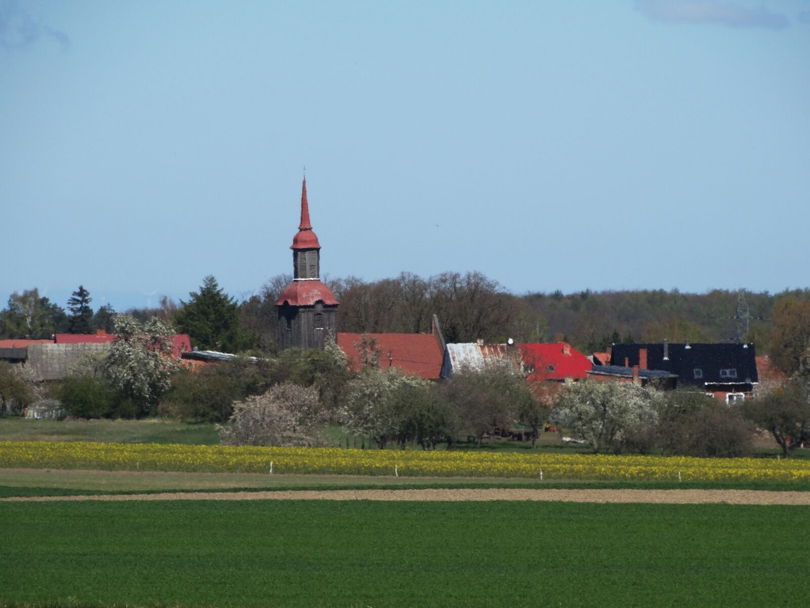 Sony Cyber-shot DSC-HX300 sample photo. Church, village, landscape photography