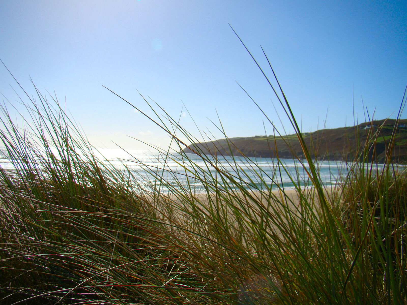 Sony Cyber-shot DSC-H50 sample photo. Beach, dunes, grass, ireland photography