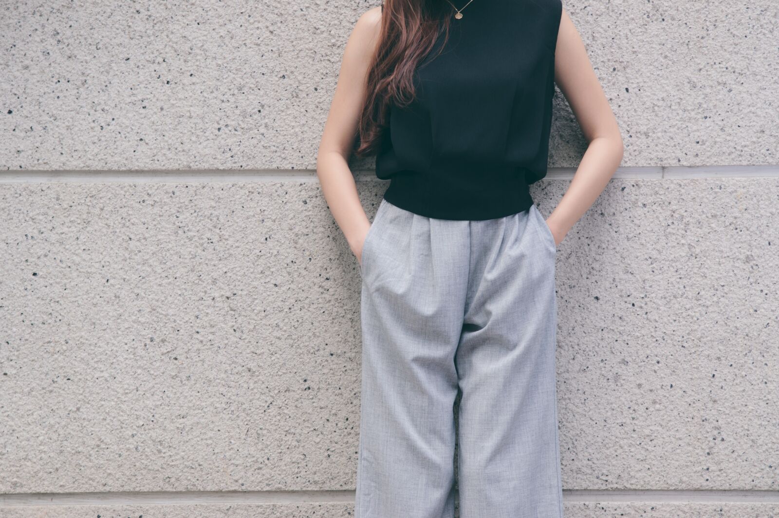 Nikon D90 sample photo. Shirt, girl, shoes photography