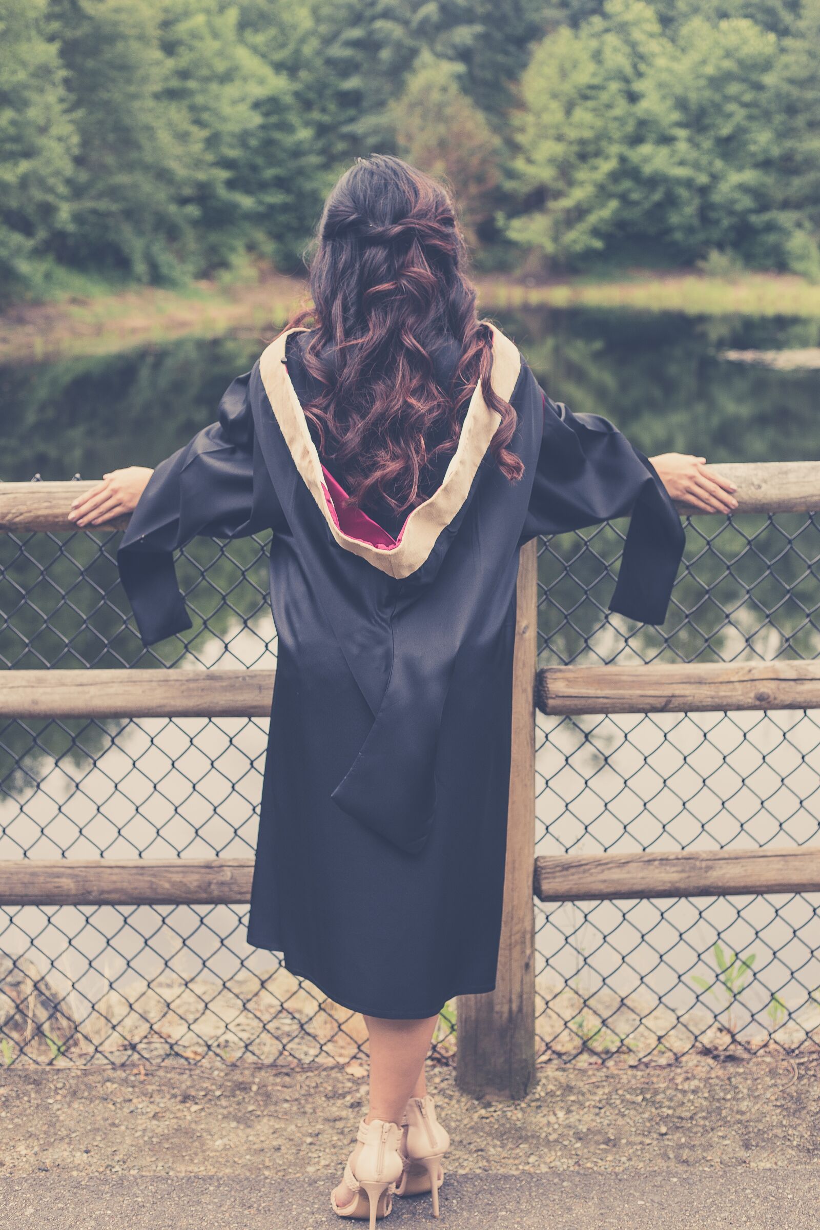 Canon EOS 6D + Canon EF 50mm F1.8 STM sample photo. Graduation, masters, mba photography