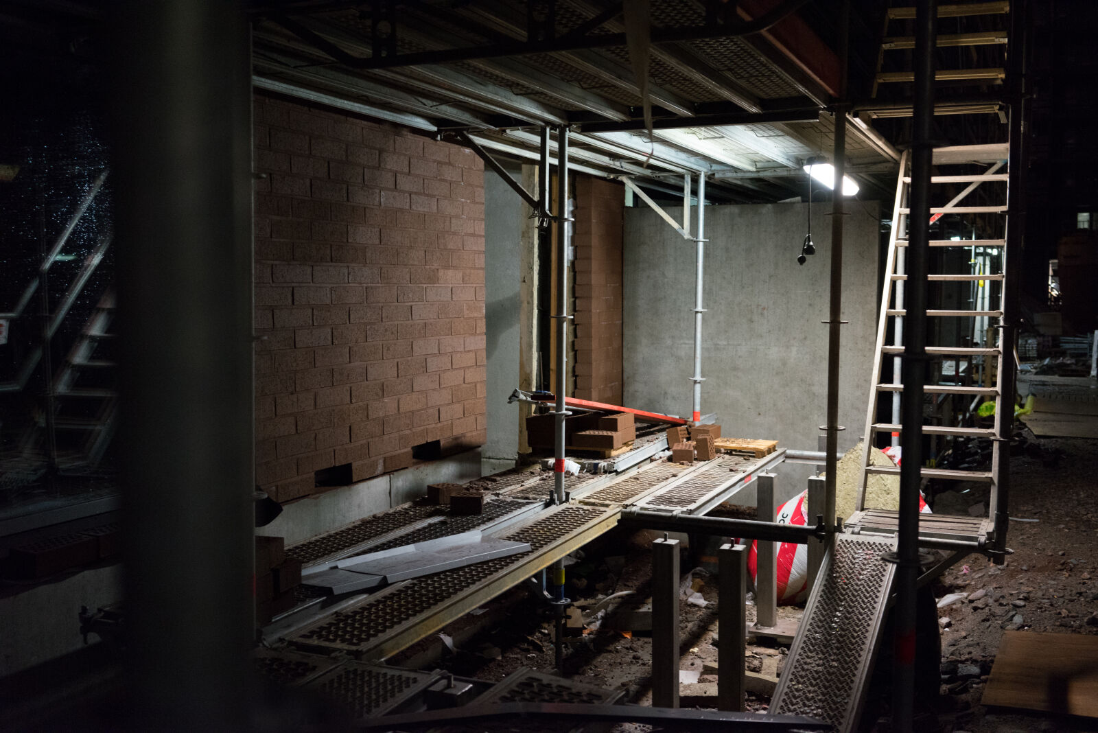 Sony a7R sample photo. Building site photography