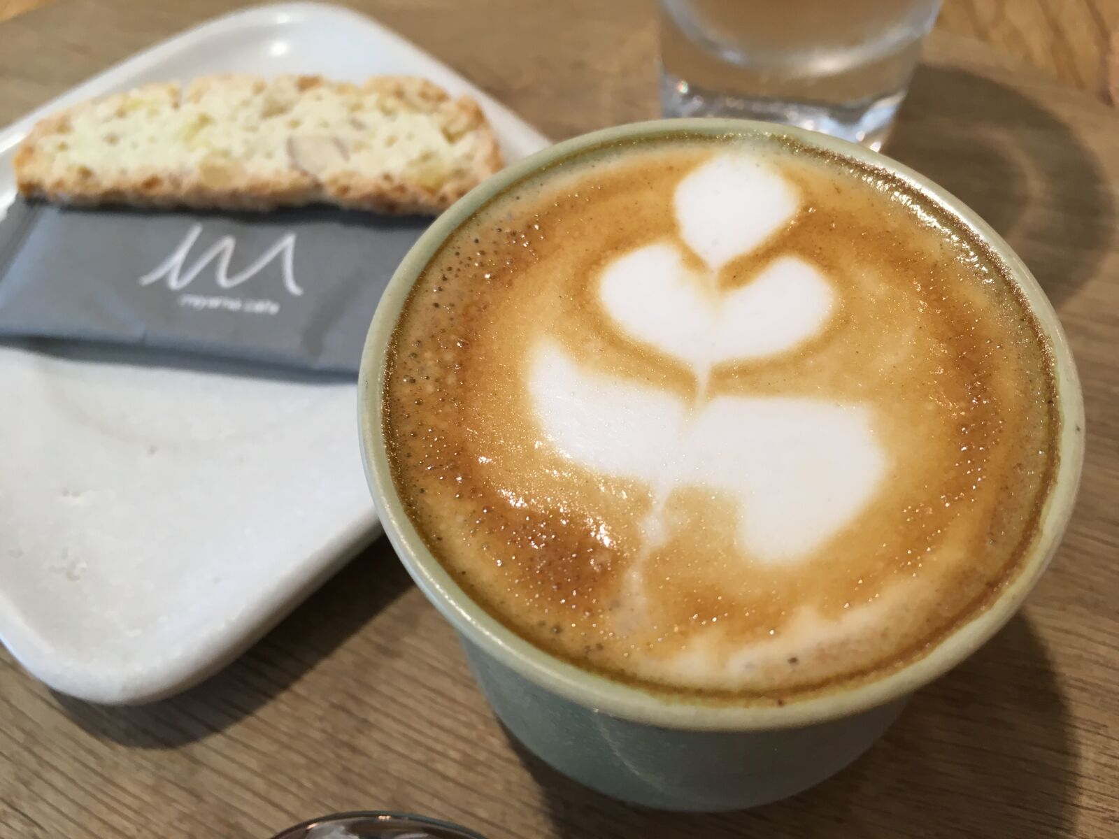 iPhone SE back camera 4.15mm f/2.2 sample photo. Cafe, pattern, brown photography