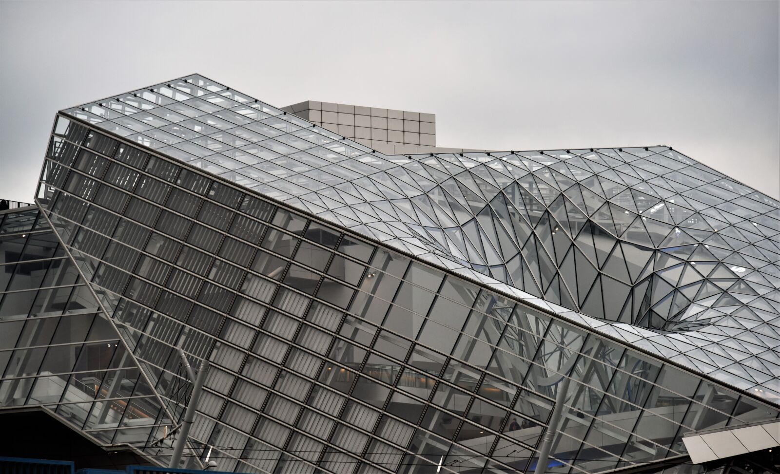 Nikon D810 sample photo. Museum of confluences, lyon photography