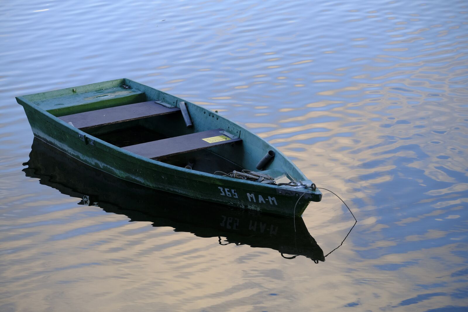 Fujifilm XF 50-140mm F2.8 R LM OIS WR sample photo. Boat, rowing boat, water photography