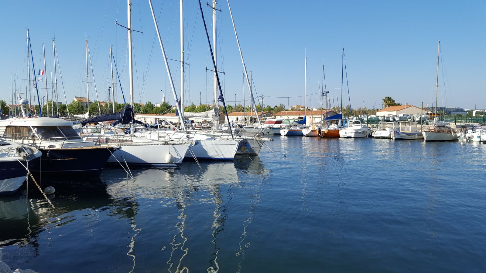 Samsung GALAXY S6 edge sample photo. Port, water, sky photography