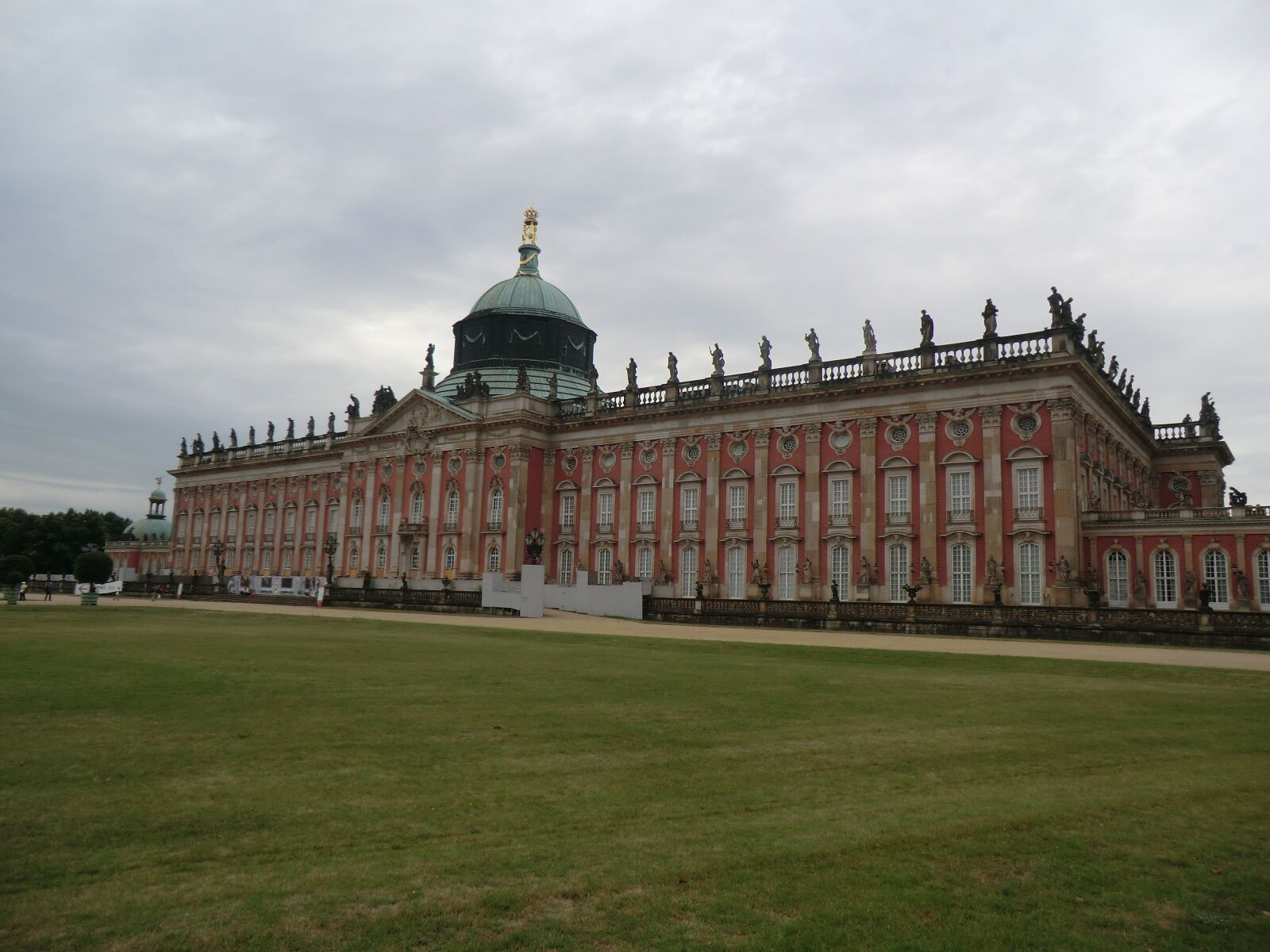 CASIO EX-H5 sample photo. Sanssouci, rococo, german photography