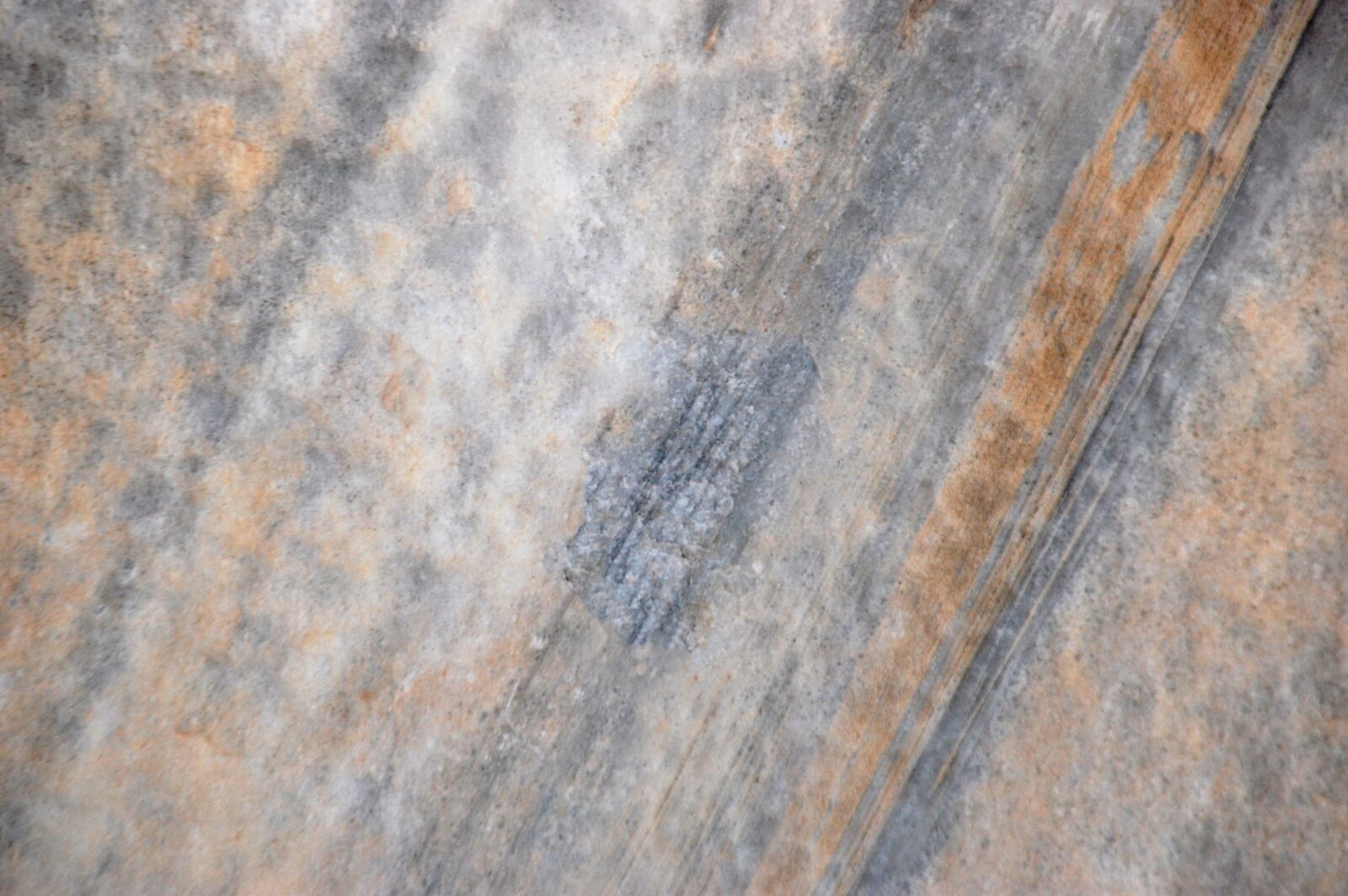 Tamron AF 18-270mm F3.5-6.3 Di II VC LD Aspherical (IF) MACRO sample photo. Natural stone, raw marble photography
