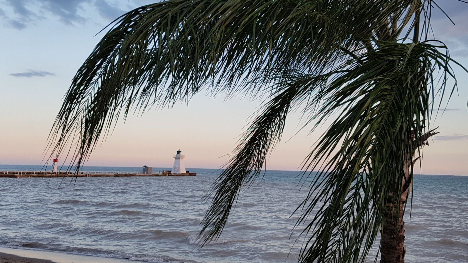 Samsung Galaxy S7 Edge sample photo. Water, lake, lighthouse photography