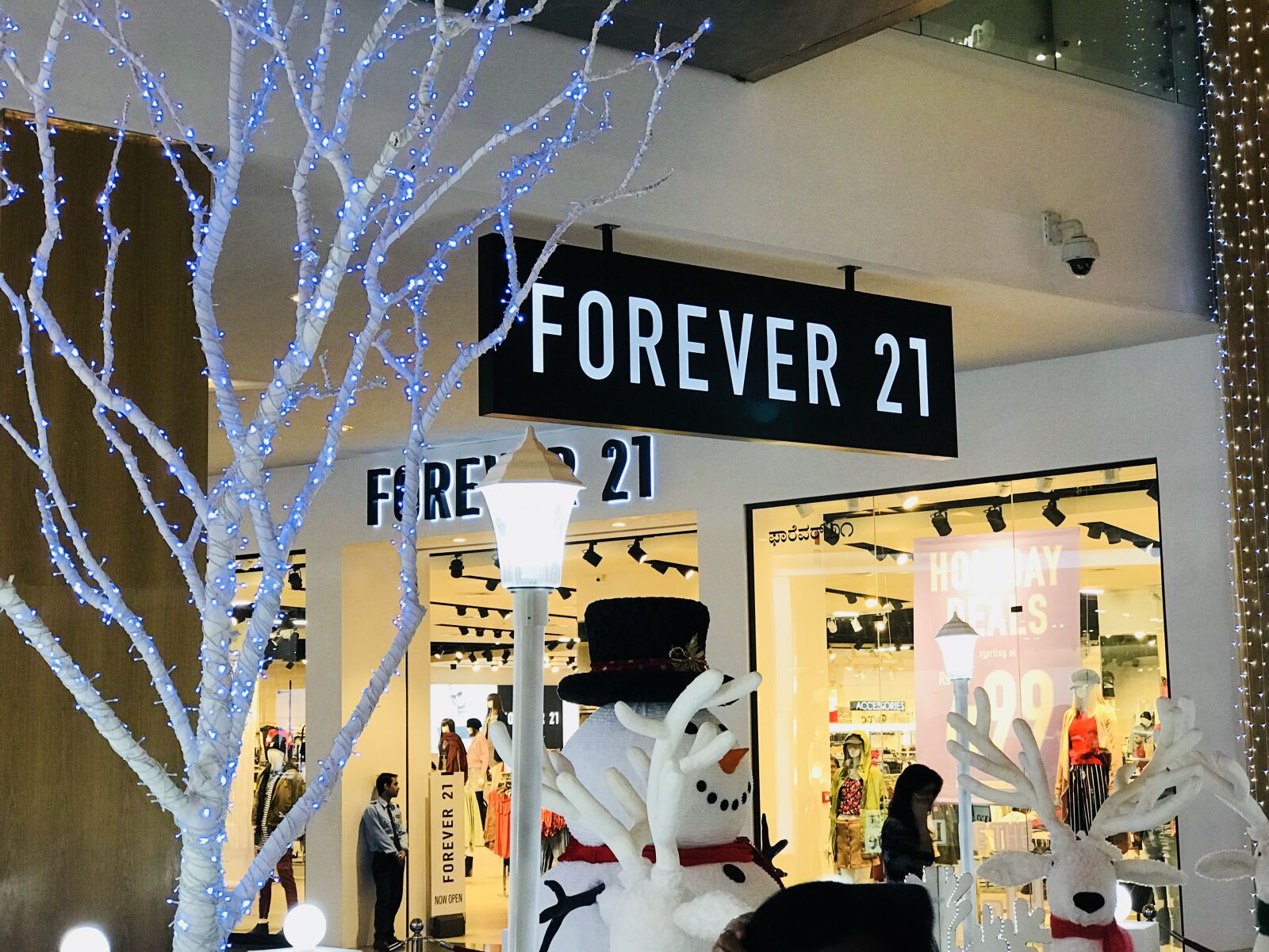 Apple iPhone 7 Plus sample photo. Bangalore, christmas, december, forever, 21 photography