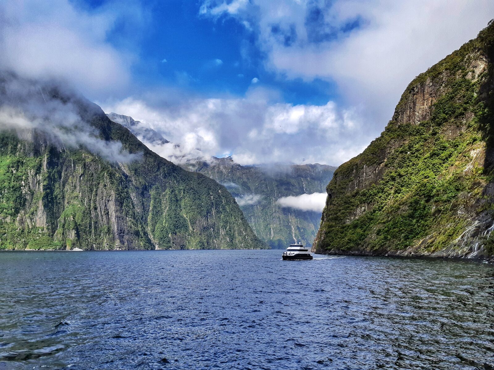 Samsung Galaxy A8(2018) sample photo. Fiordland, milford sound, fiord photography