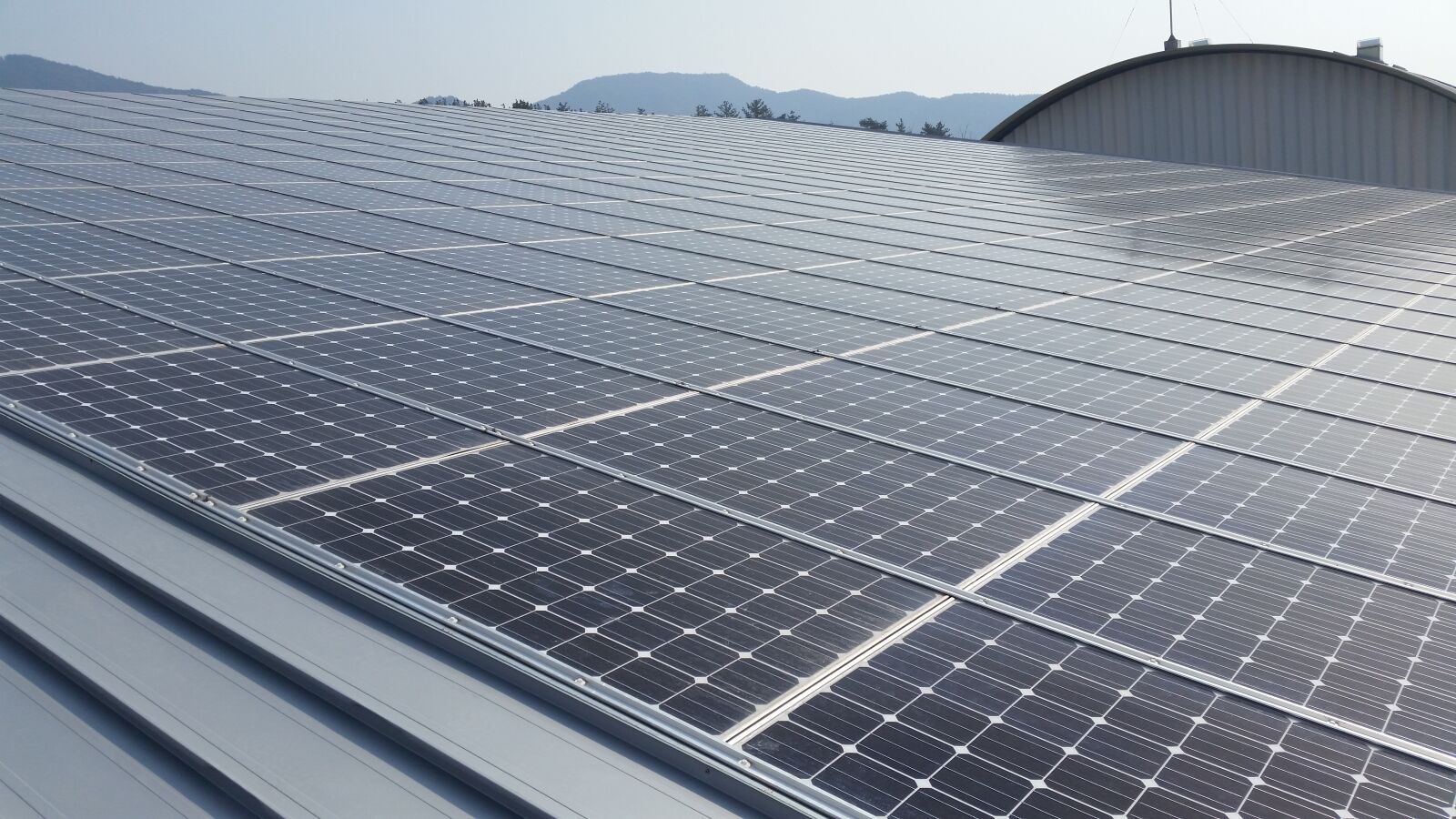 Samsung Galaxy S5 sample photo. Solar, renewable, energy photography