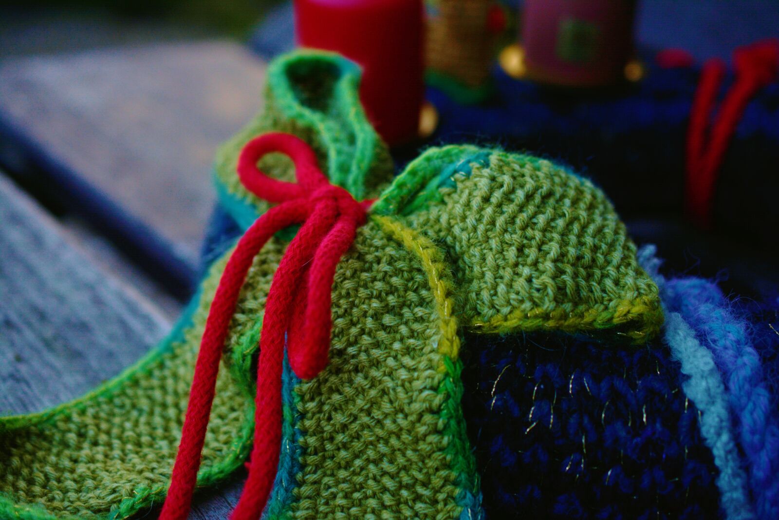Nikon D5200 sample photo. Knit, wool, loop photography