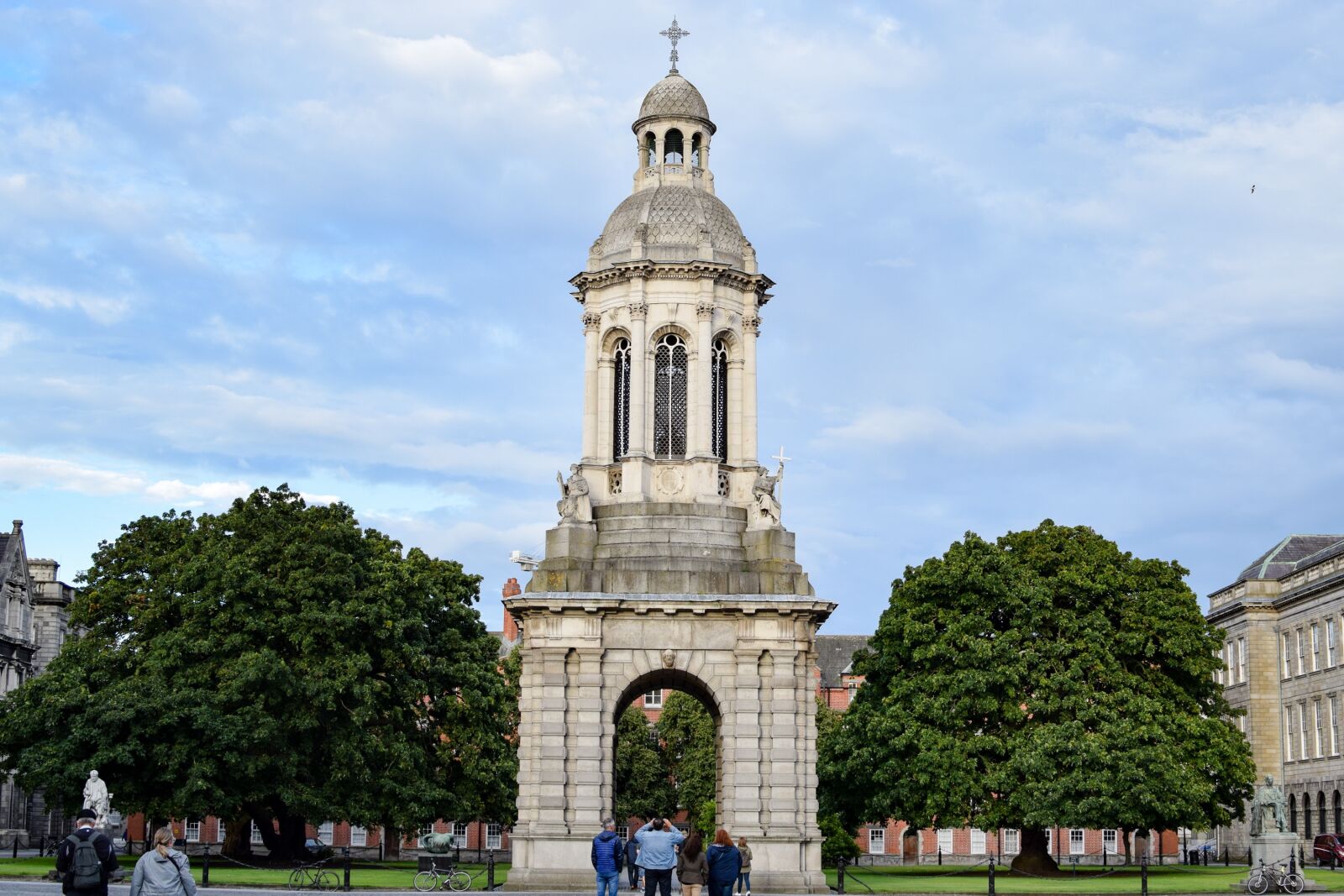 Nikon D3300 sample photo. Tower, tourists, trinity college photography