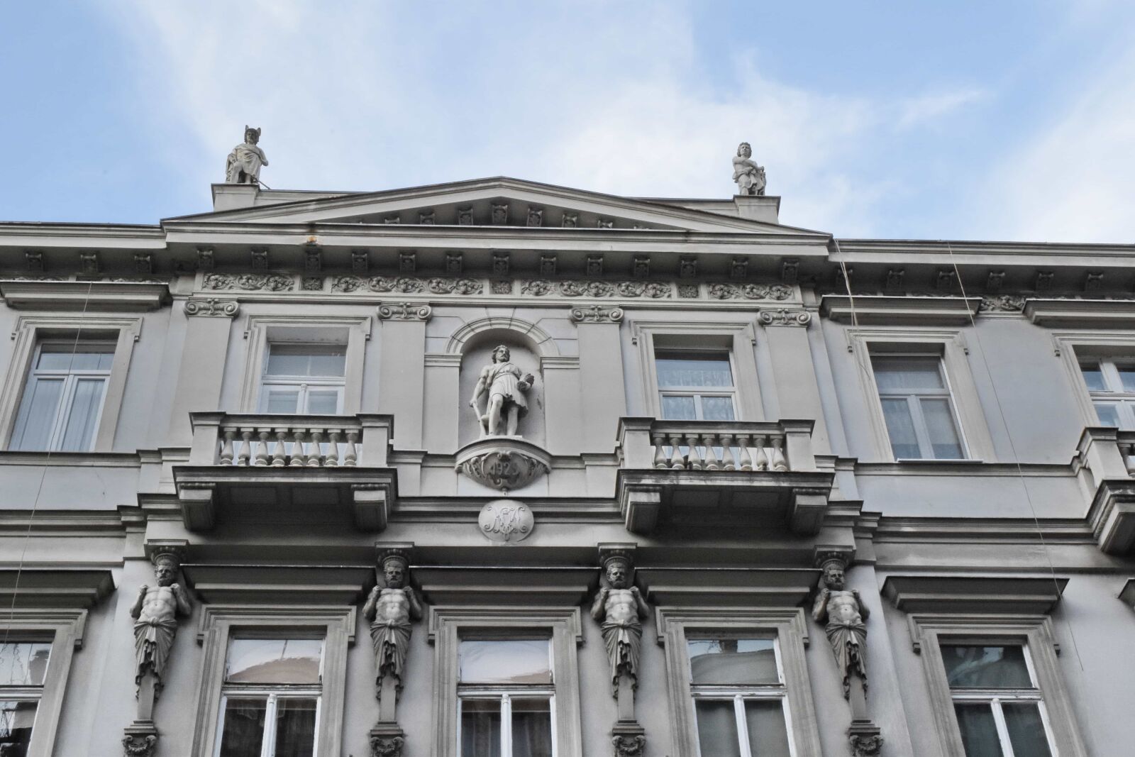 Nikon D5500 sample photo. Capital city, palace, facade photography