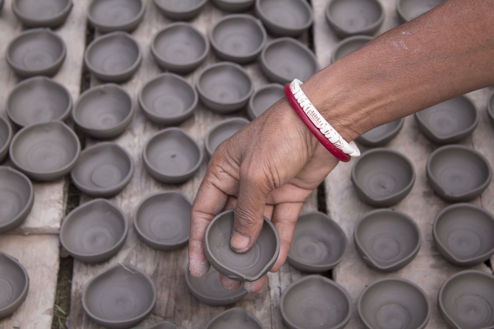 Canon EOS 1300D (EOS Rebel T6 / EOS Kiss X80) sample photo. Indian, pottery, indian pottery photography