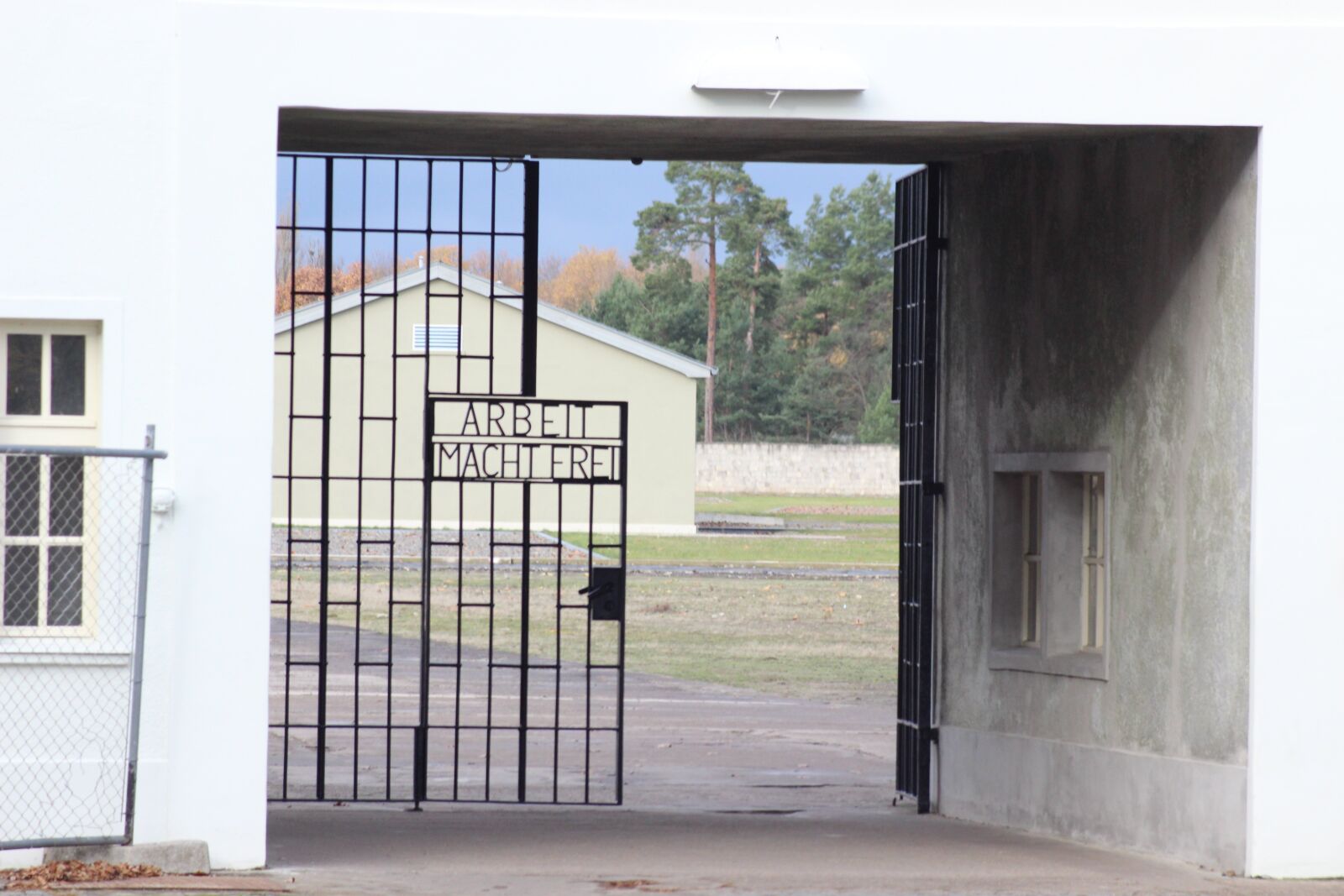 Canon EOS 600D (Rebel EOS T3i / EOS Kiss X5) sample photo. Berlin, concentration camp, sachsenhausen photography