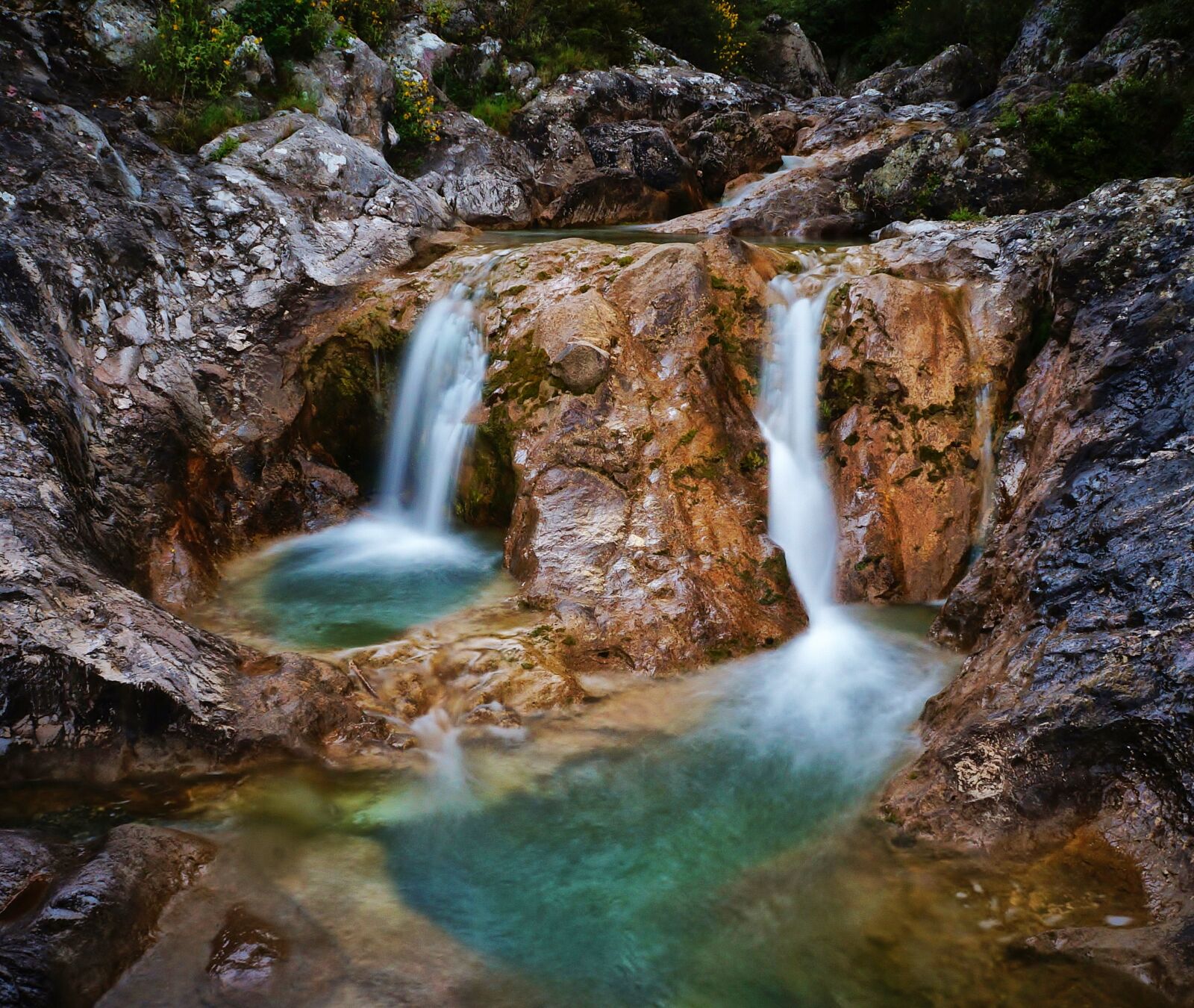 Sony Alpha a3000 sample photo. Waterfall, mountains, nature photography