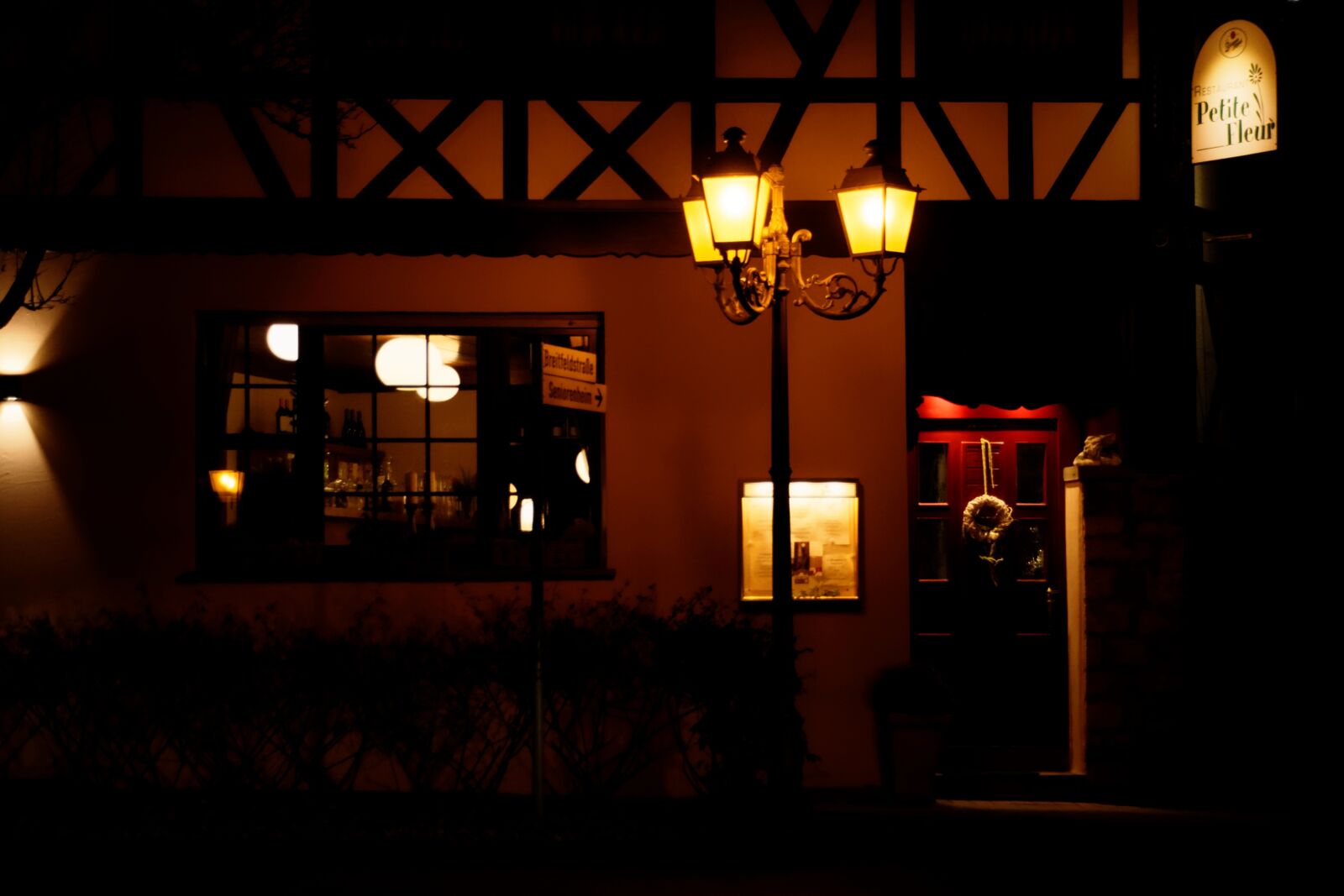 Canon EOS 30D sample photo. Building, night, dark photography