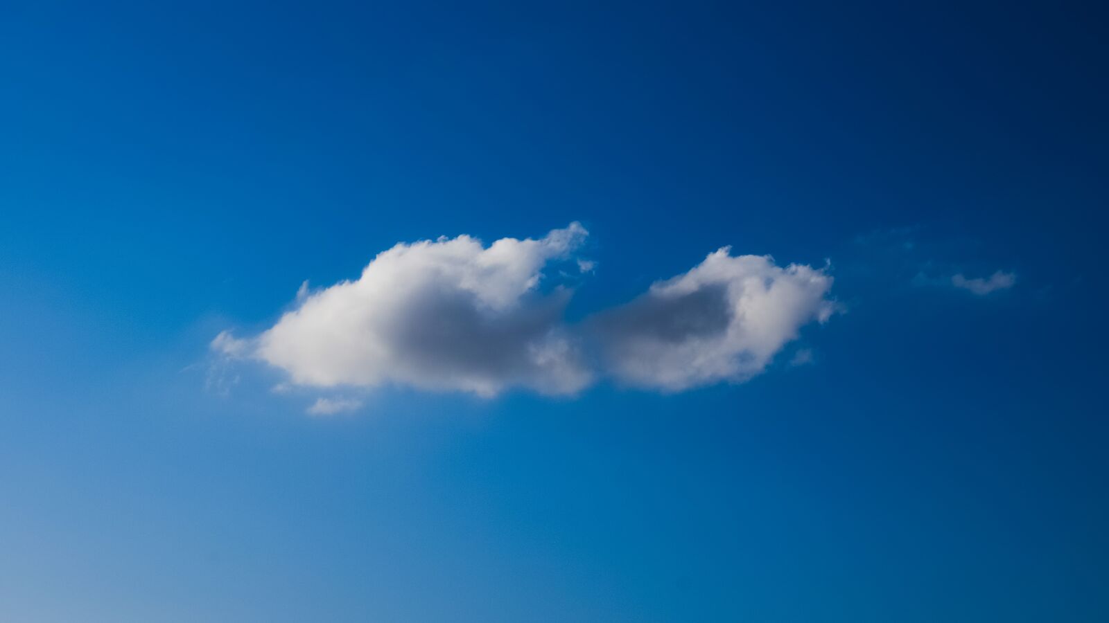 Nikon D3300 sample photo. Clouds, sky, blue sky photography