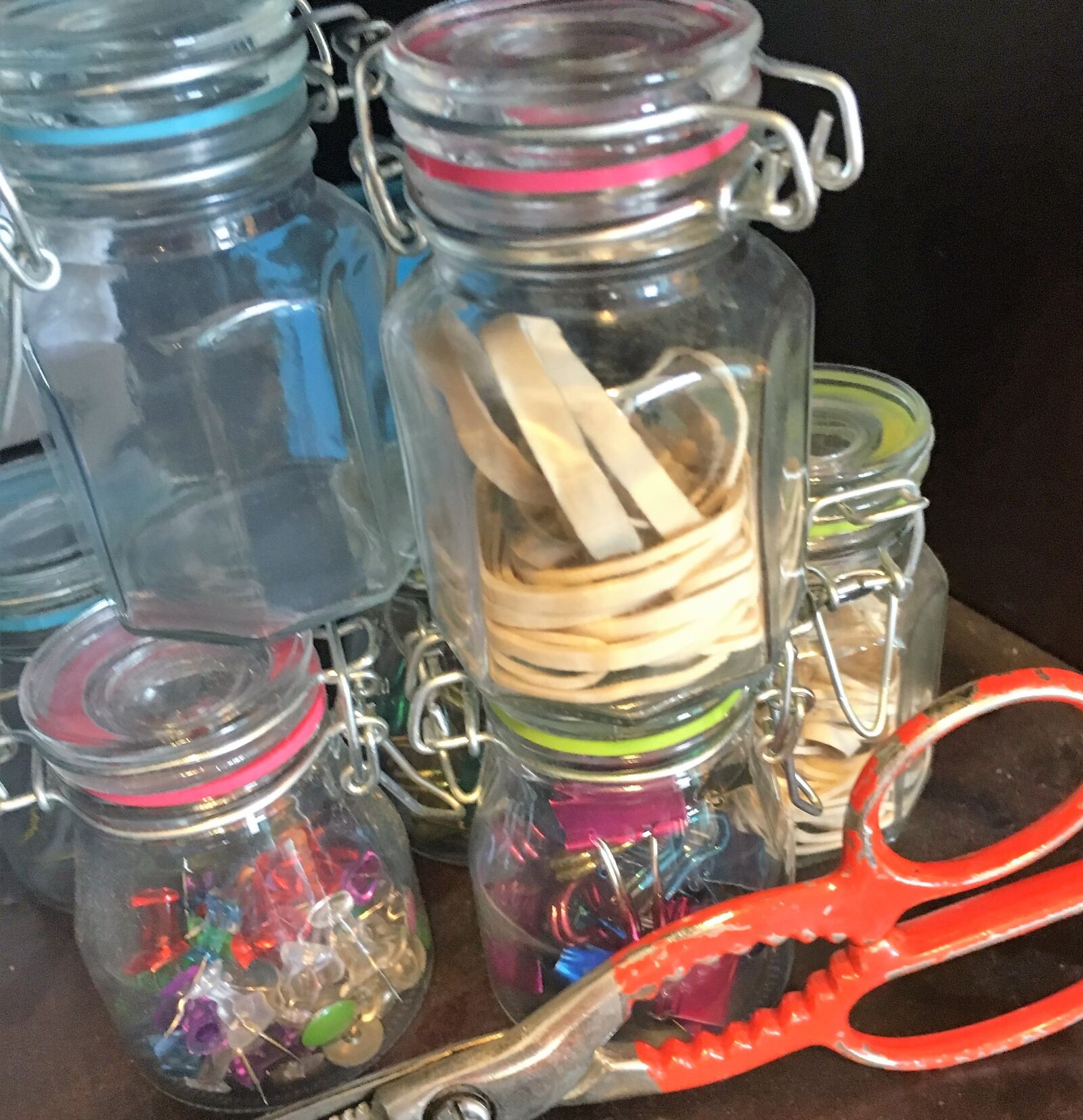 Apple iPhone 6s sample photo. Home, office, jars, office photography